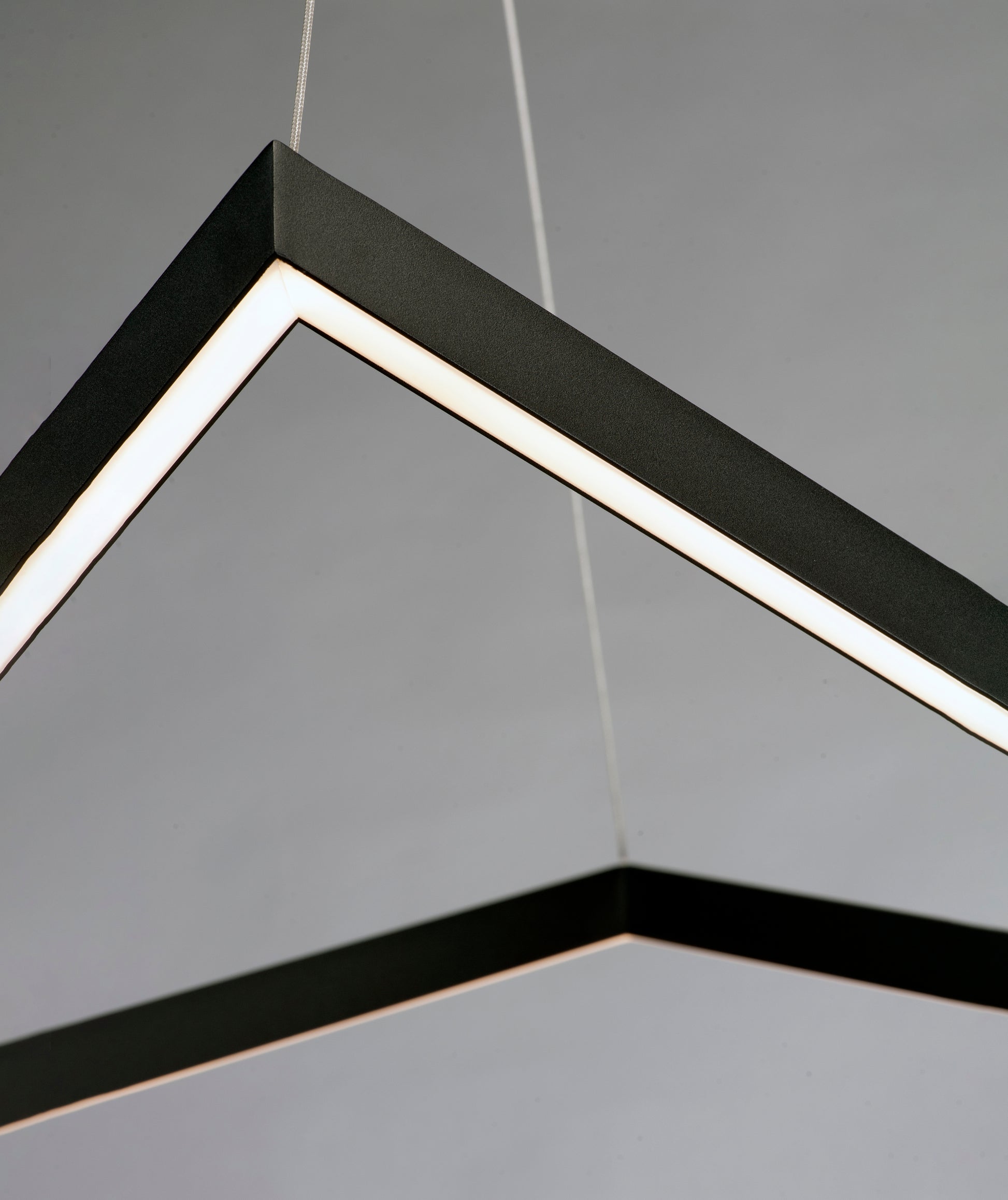 ET2, STEALTH-LINEAR PENDANT, LINEAR LIGHT