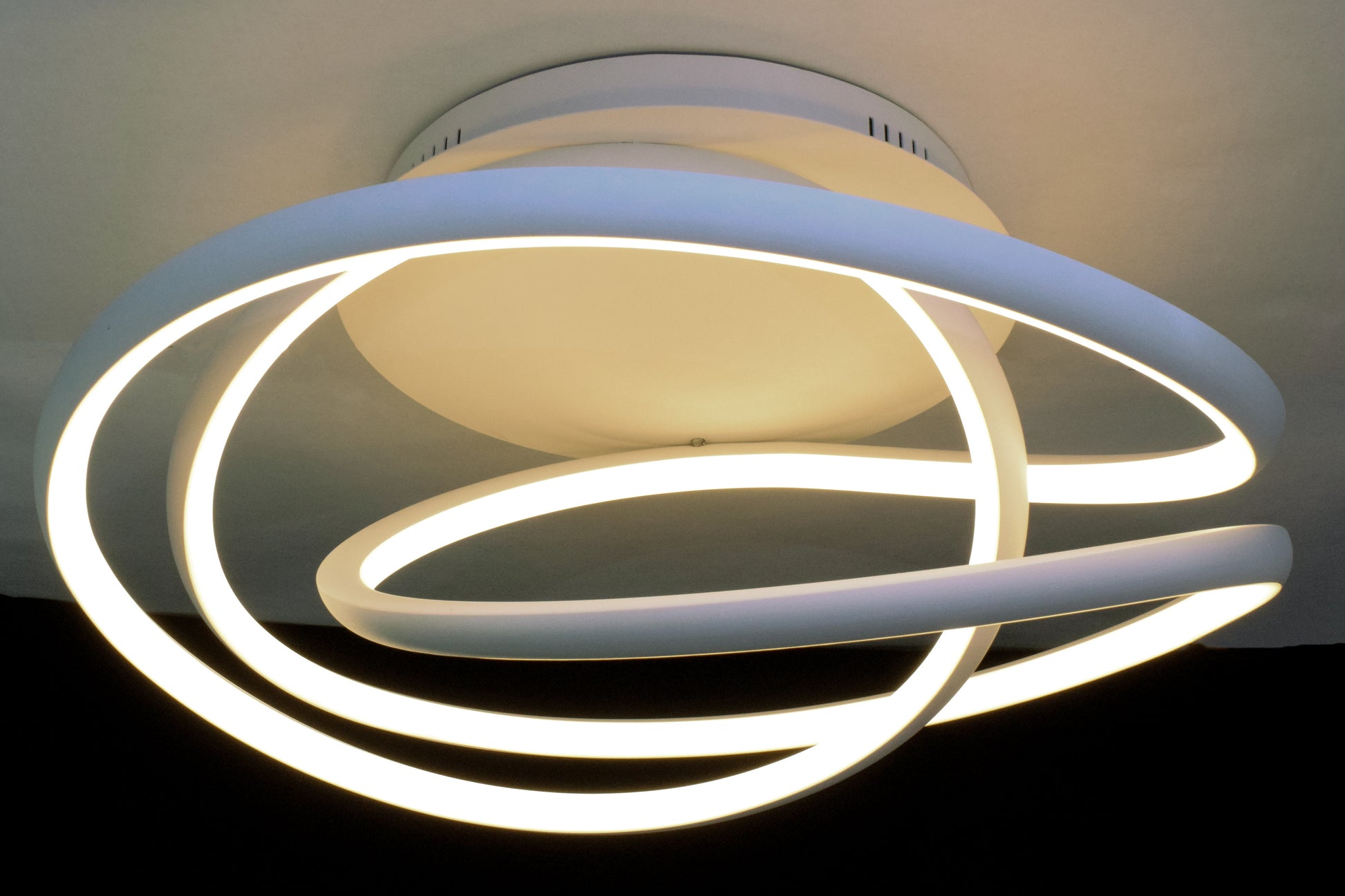 ET2, TWISTED-FLUSH MOUNT, FLUSH MOUNT CEILING LIGHTS
