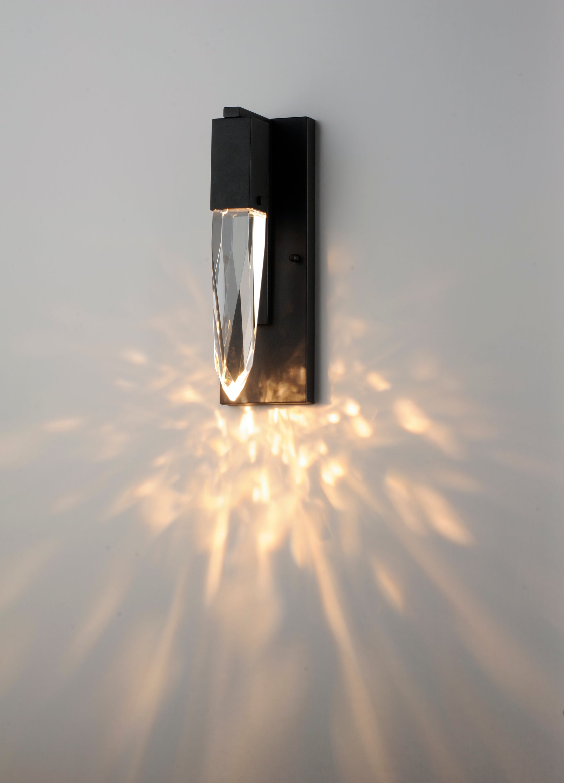 ET2, QUARTZ-BATH VANITY, WALL SCONCES