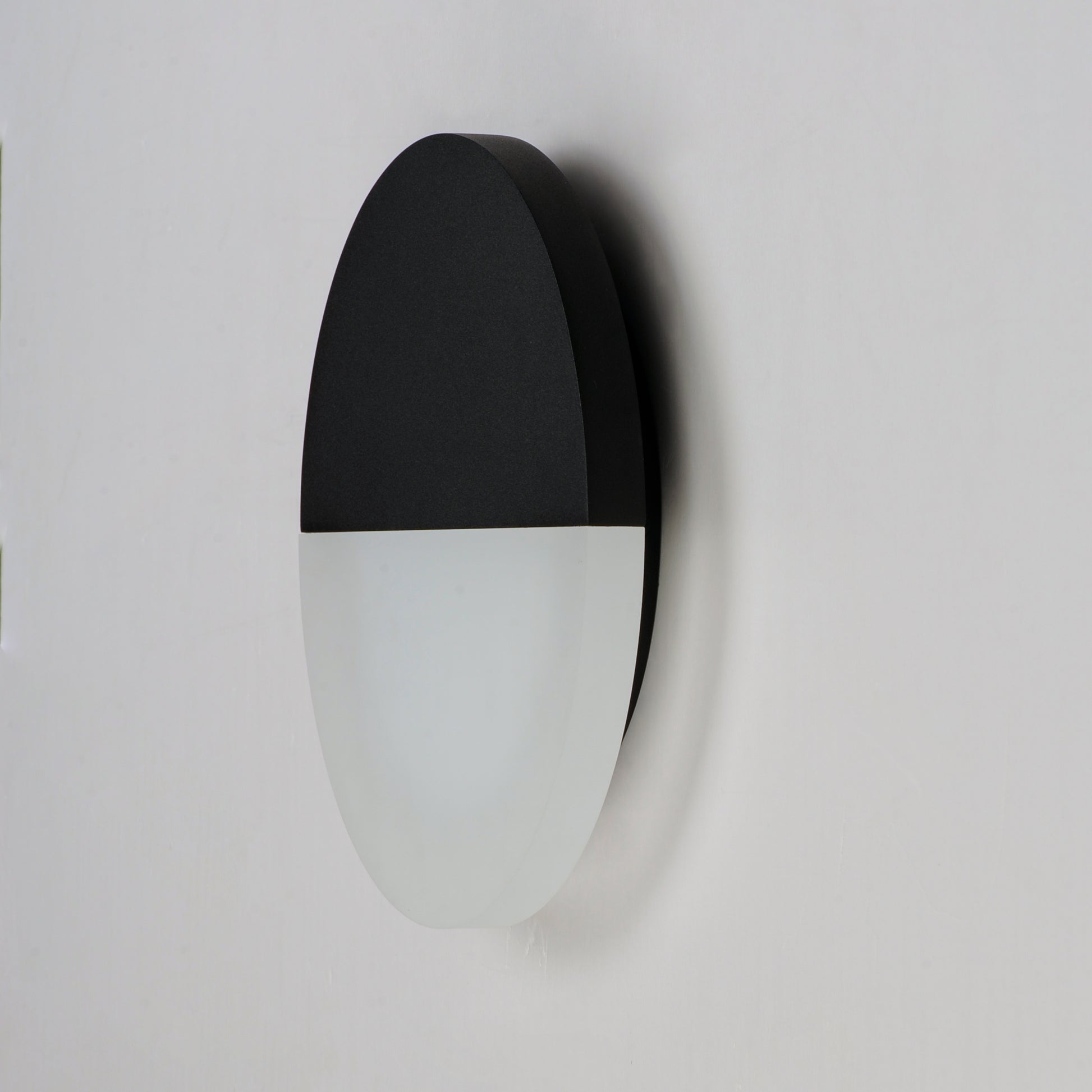 ET2, ALUMILUX GLOW-WALL SCONCE, OUTDOOR WALL LIGHTS