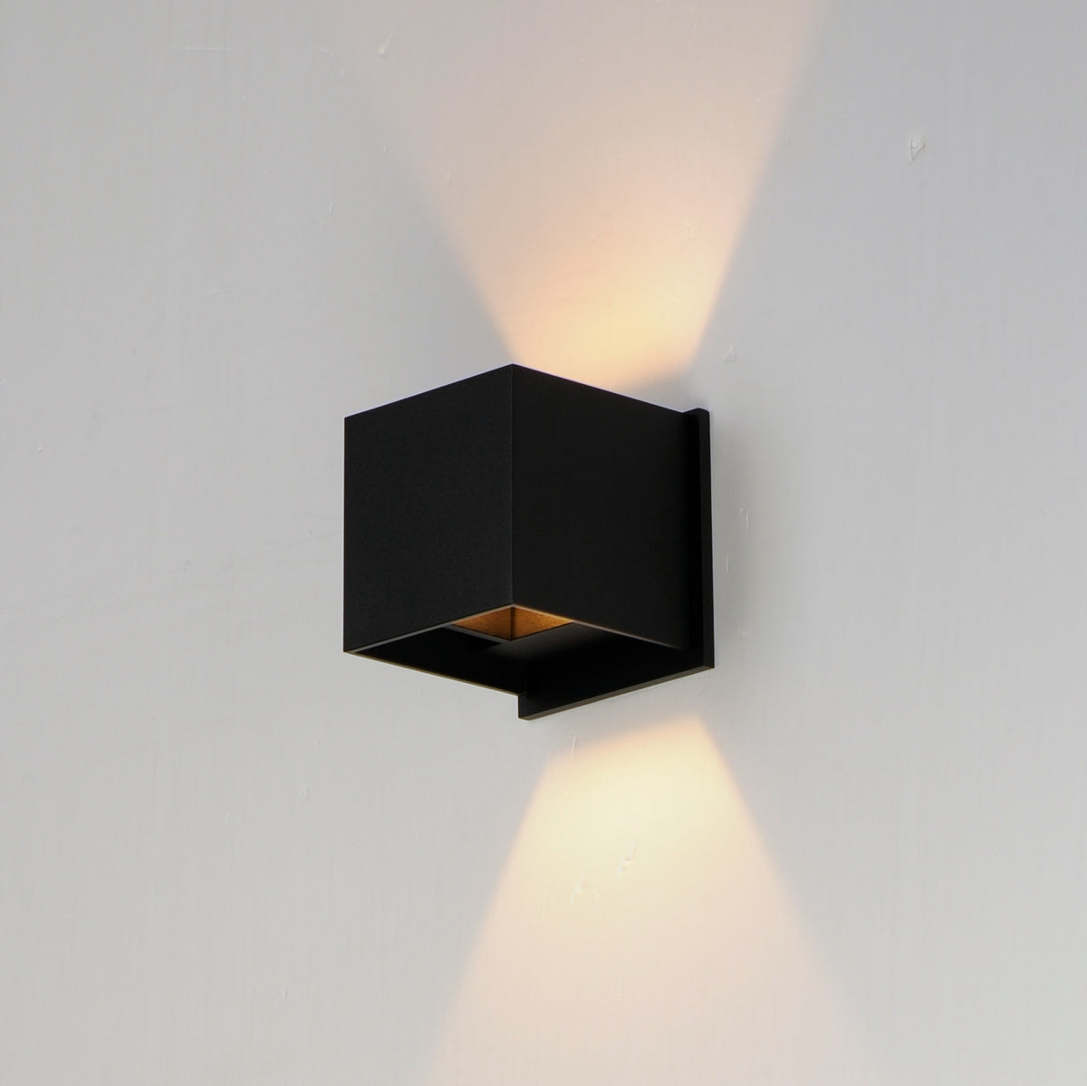 ET2, ALUMILUX OUTDOOR WALL SCONCE, OUTDOOR WALL LIGHTS