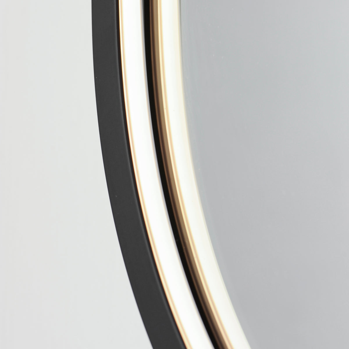 ET2 ELISSE-LED MIRROR - Mirrors