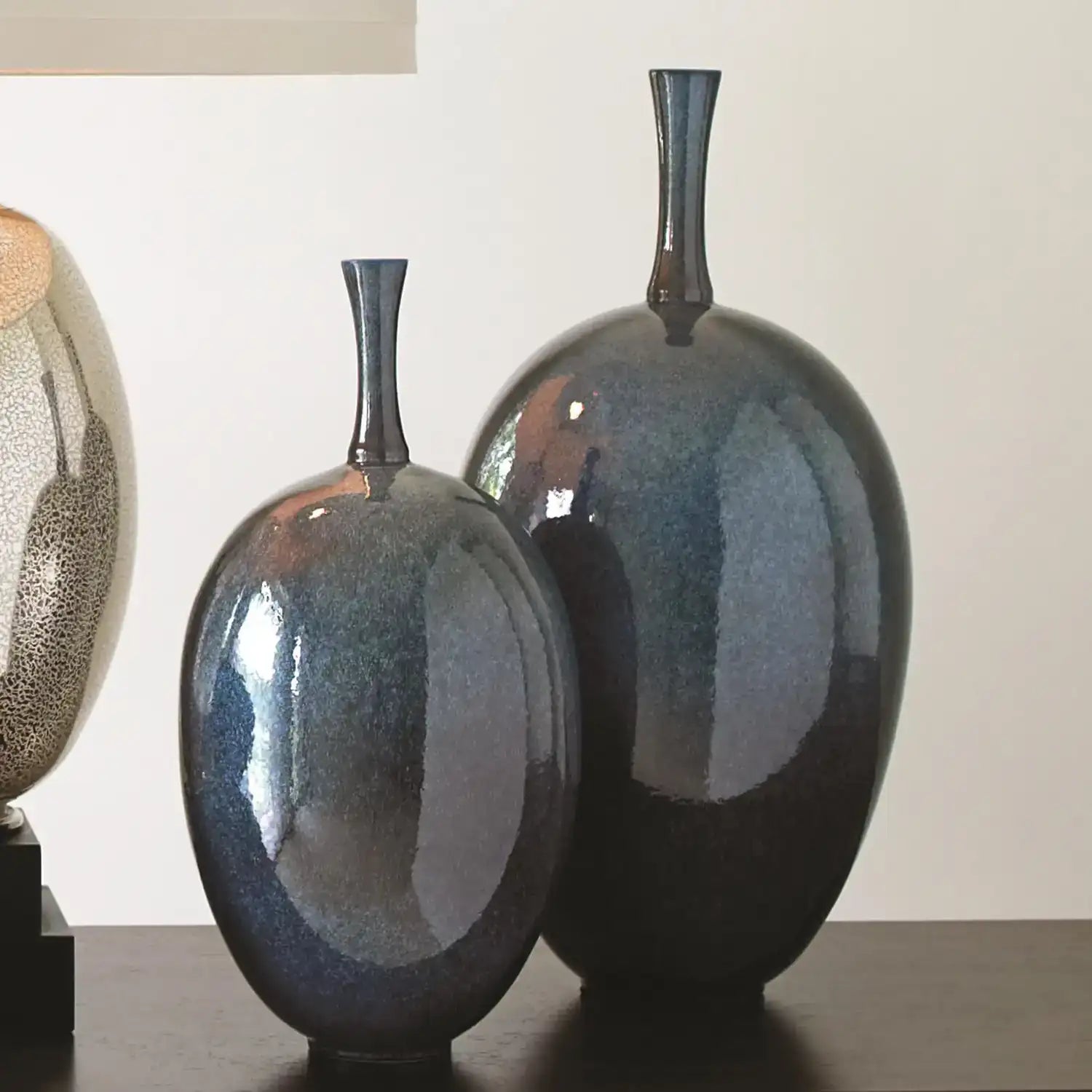 GLOBAL VIEWS OVOID VASE - Decorative Accents