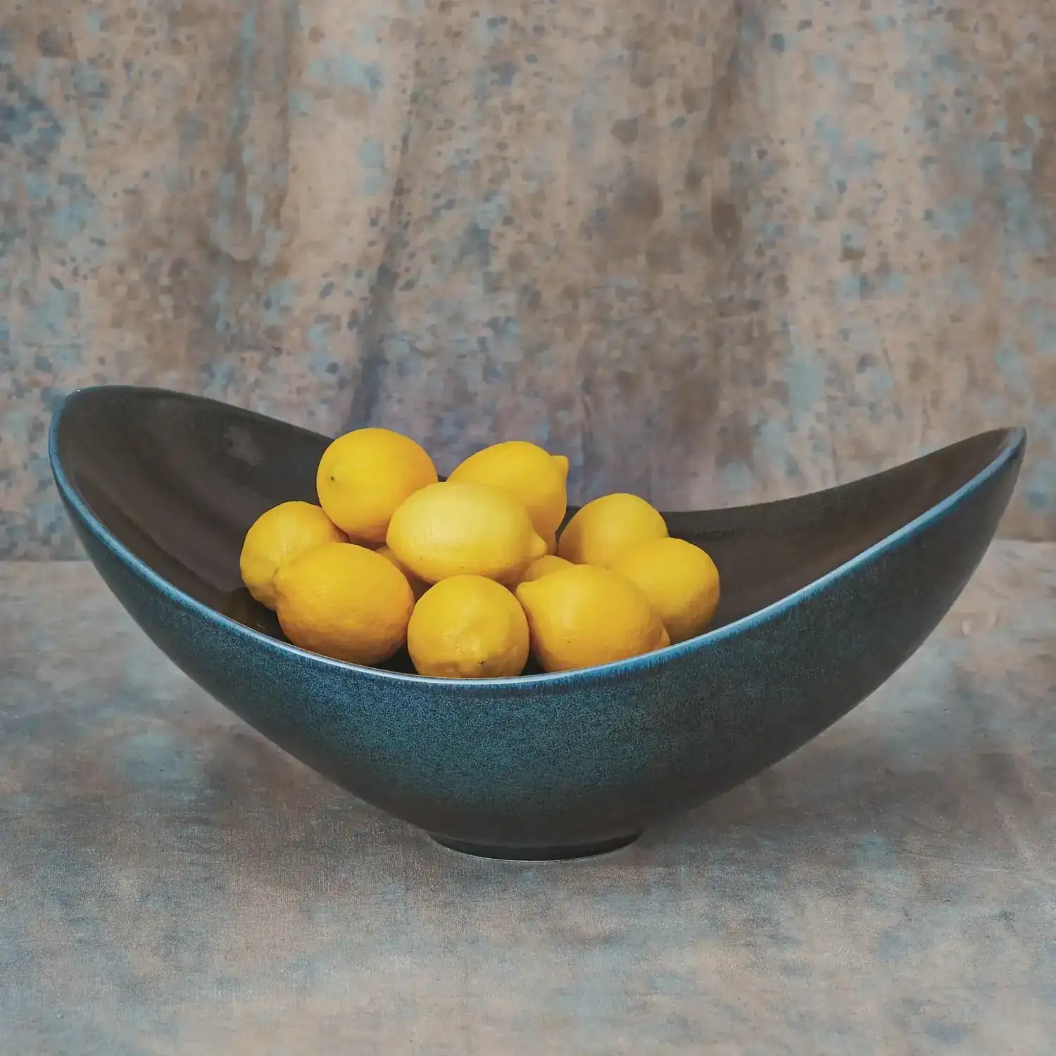 GLOBAL VIEWS SWOOP BOWL - Decorative Accents