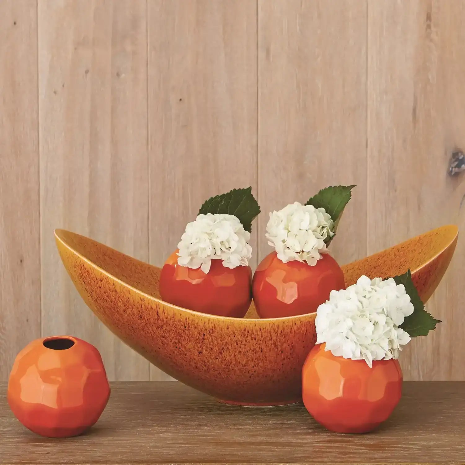 GLOBAL VIEWS SWOOP BOWL - Decorative Accents