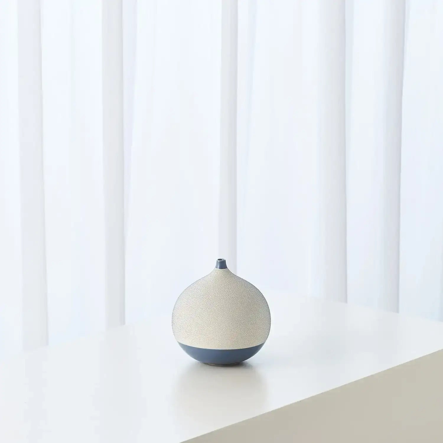 GLOBAL VIEWS PIXELATED BALL VASE - Decorative Accents