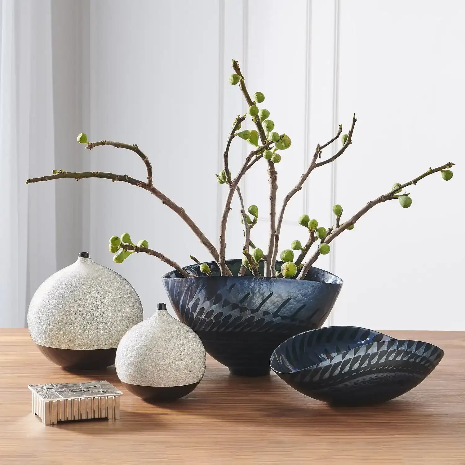 GLOBAL VIEWS PIXELATED BALL VASE - Decorative Accents