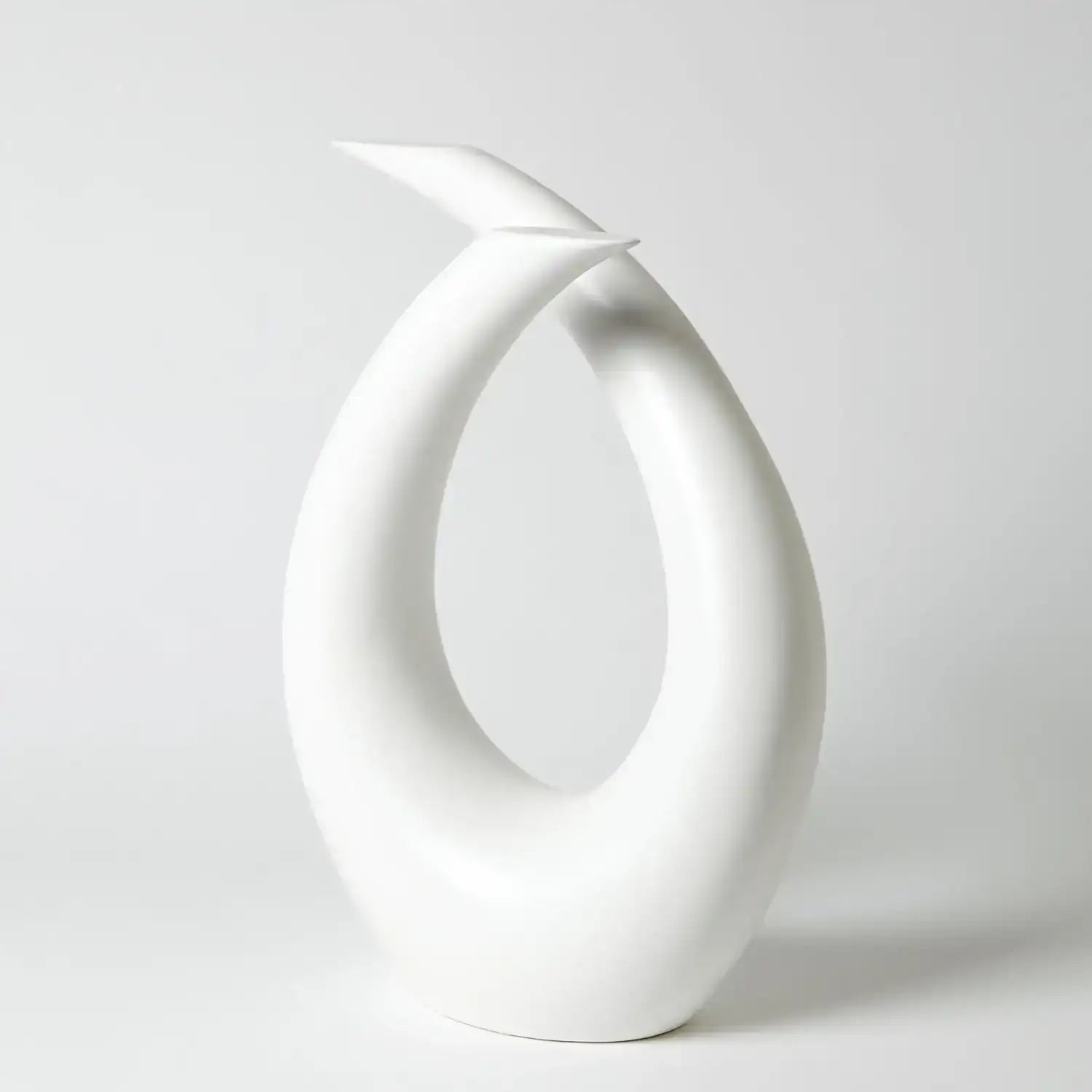 GLOBAL VIEWS LOOP SCULPTURE - Decorative Accents