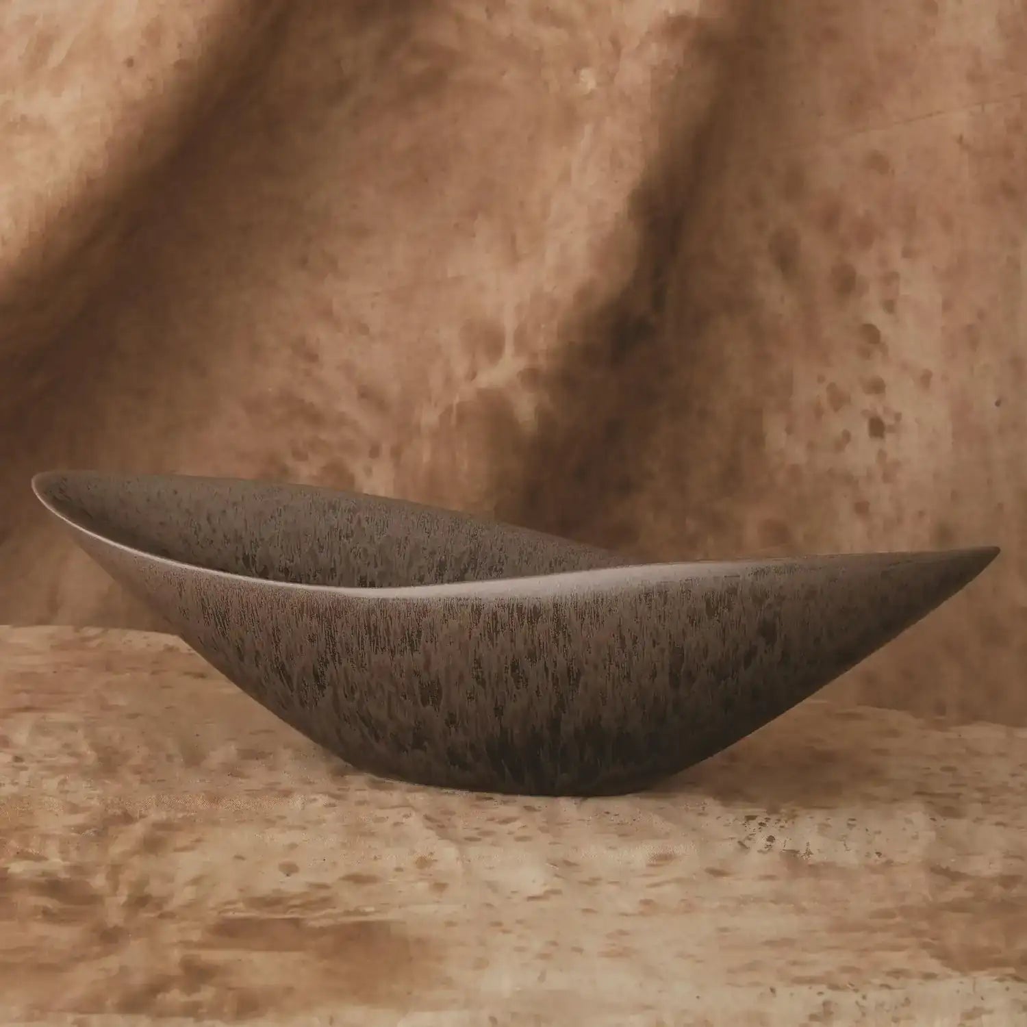 GLOBAL VIEWS SEXY BOWL - Decorative Accents