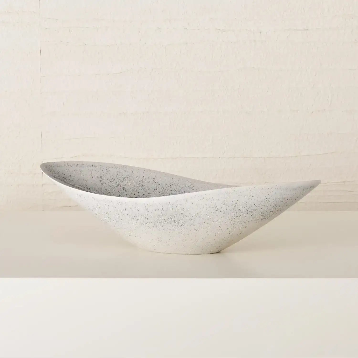 GLOBAL VIEWS SEXY BOWL - Decorative Accents
