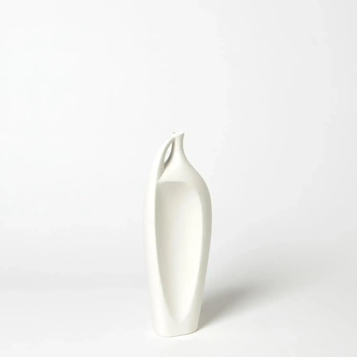 GLOBAL VIEWS INDENTATION VASE - Decorative Accents