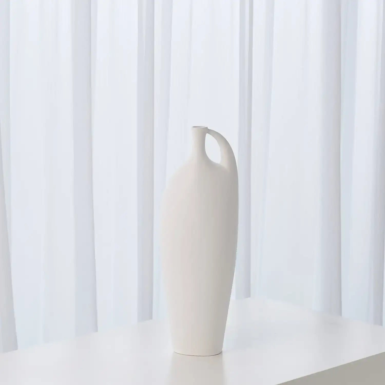 GLOBAL VIEWS INDENTATION VASE - Decorative Accents