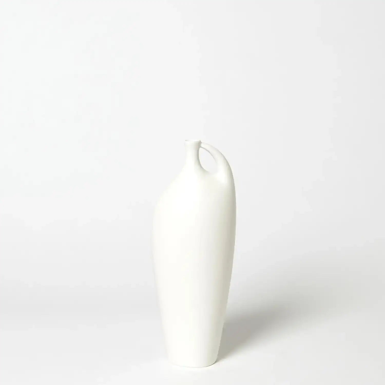 GLOBAL VIEWS INDENTATION VASE - Decorative Accents