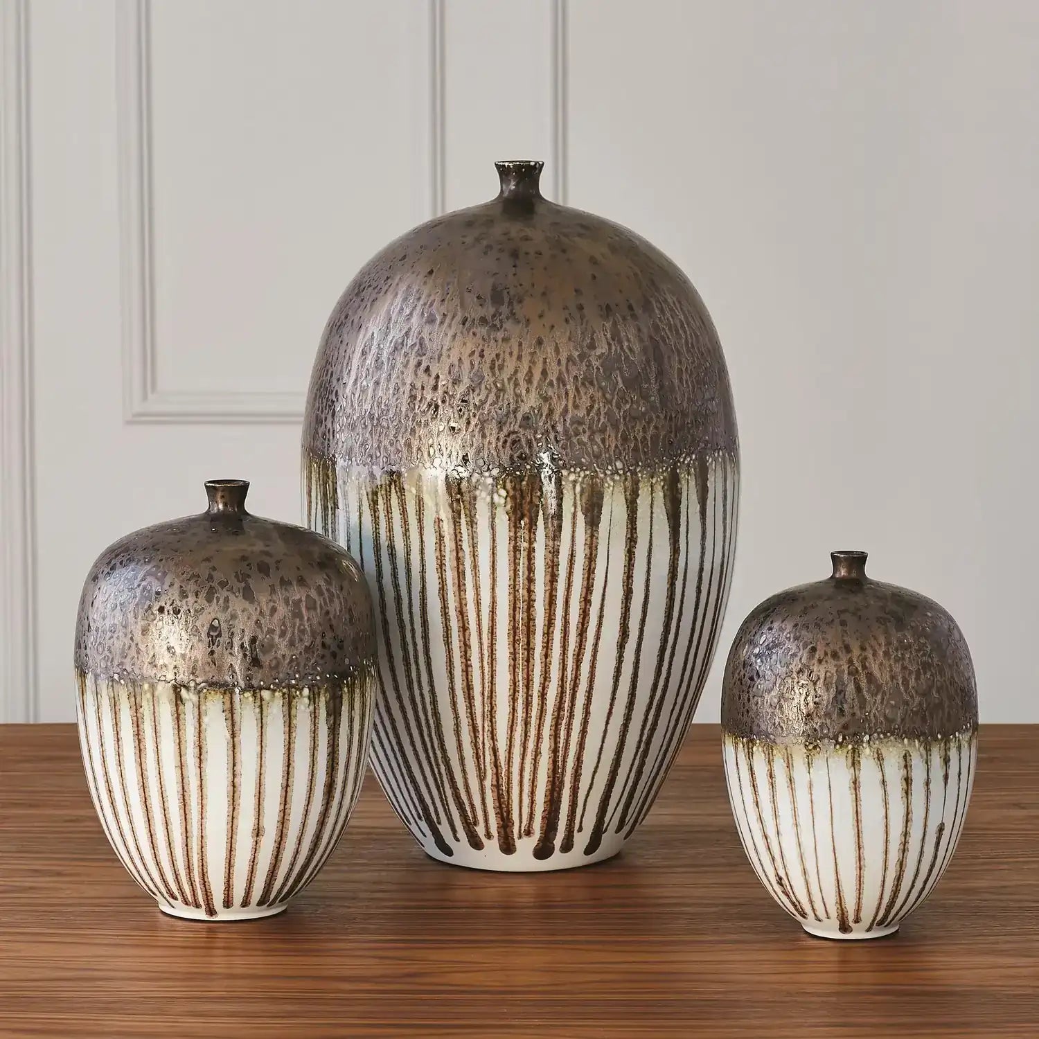 GLOBAL VIEWS REACTIVE BRONZE STRIPE VESSEL - Decorative Accents