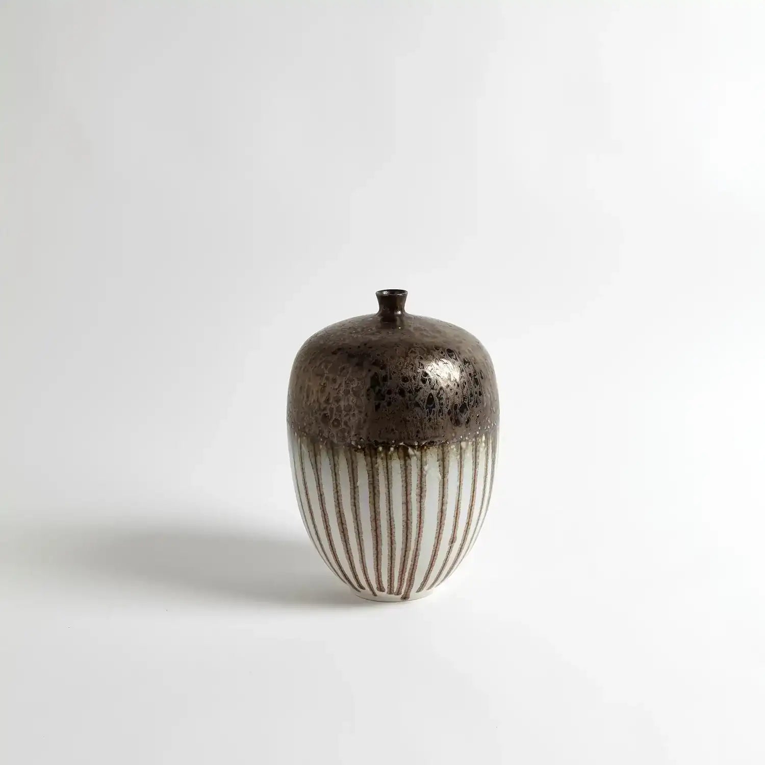 GLOBAL VIEWS REACTIVE BRONZE STRIPE VESSEL - Decorative Accents