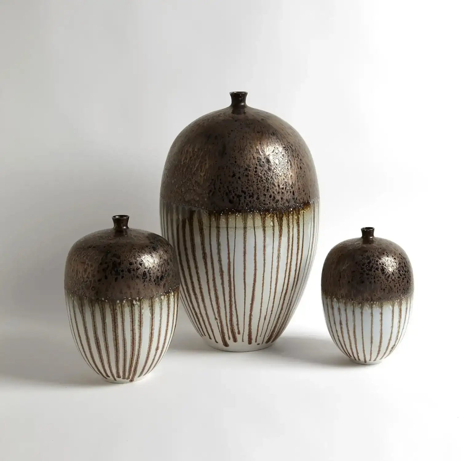 GLOBAL VIEWS REACTIVE BRONZE STRIPE VESSEL - Decorative Accents