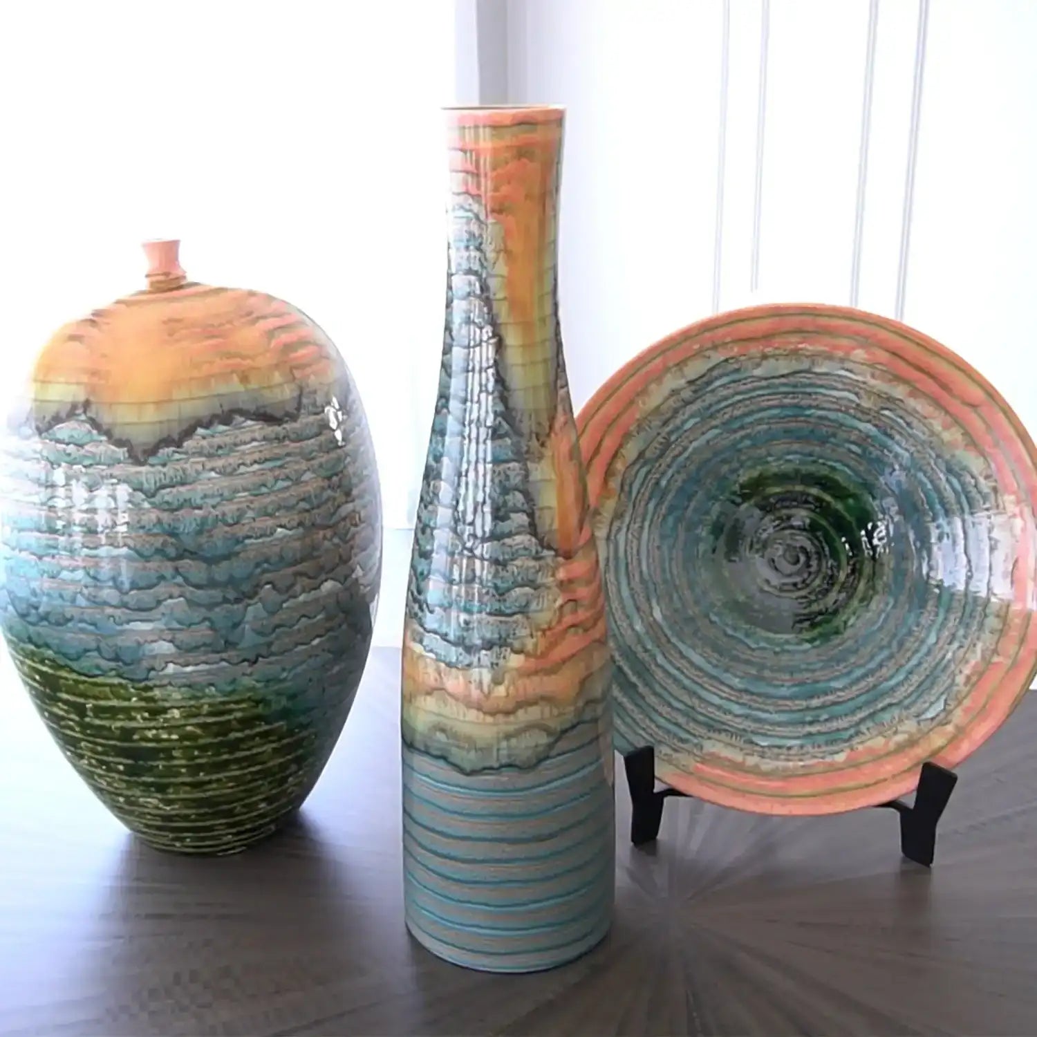 GLOBAL VIEWS WATERCOLOR RINGED VESSEL - Decorative Accents