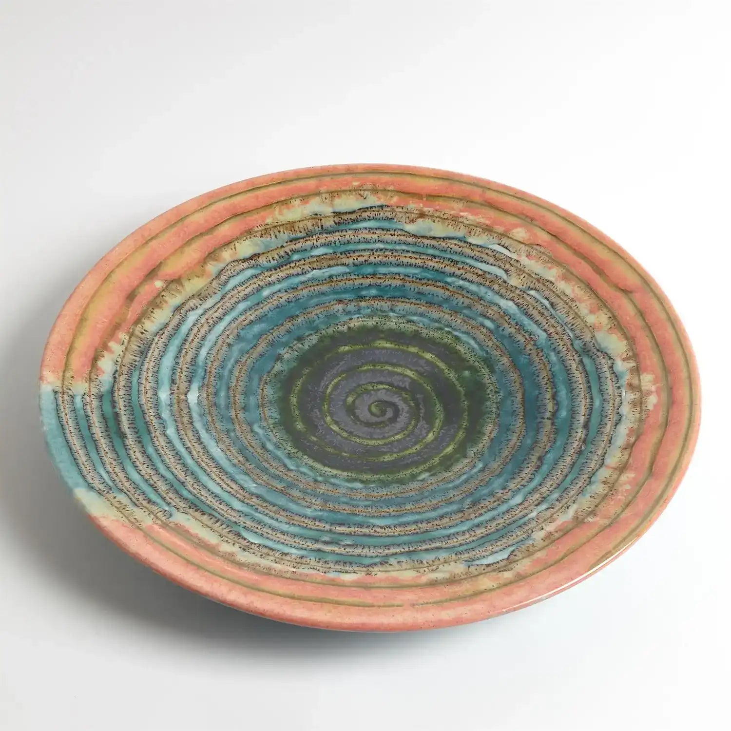 GLOBAL VIEWS WATERCOLOR RINGED CHARGER - Decorative Accents
