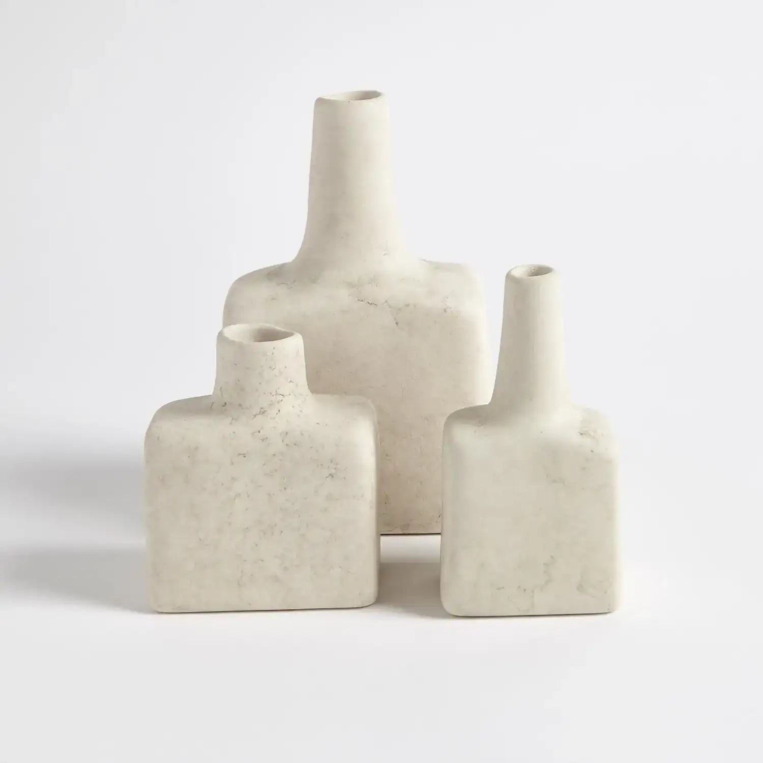 GLOBAL VIEWS SHORT STACK BOTTLE - Decorative Accents