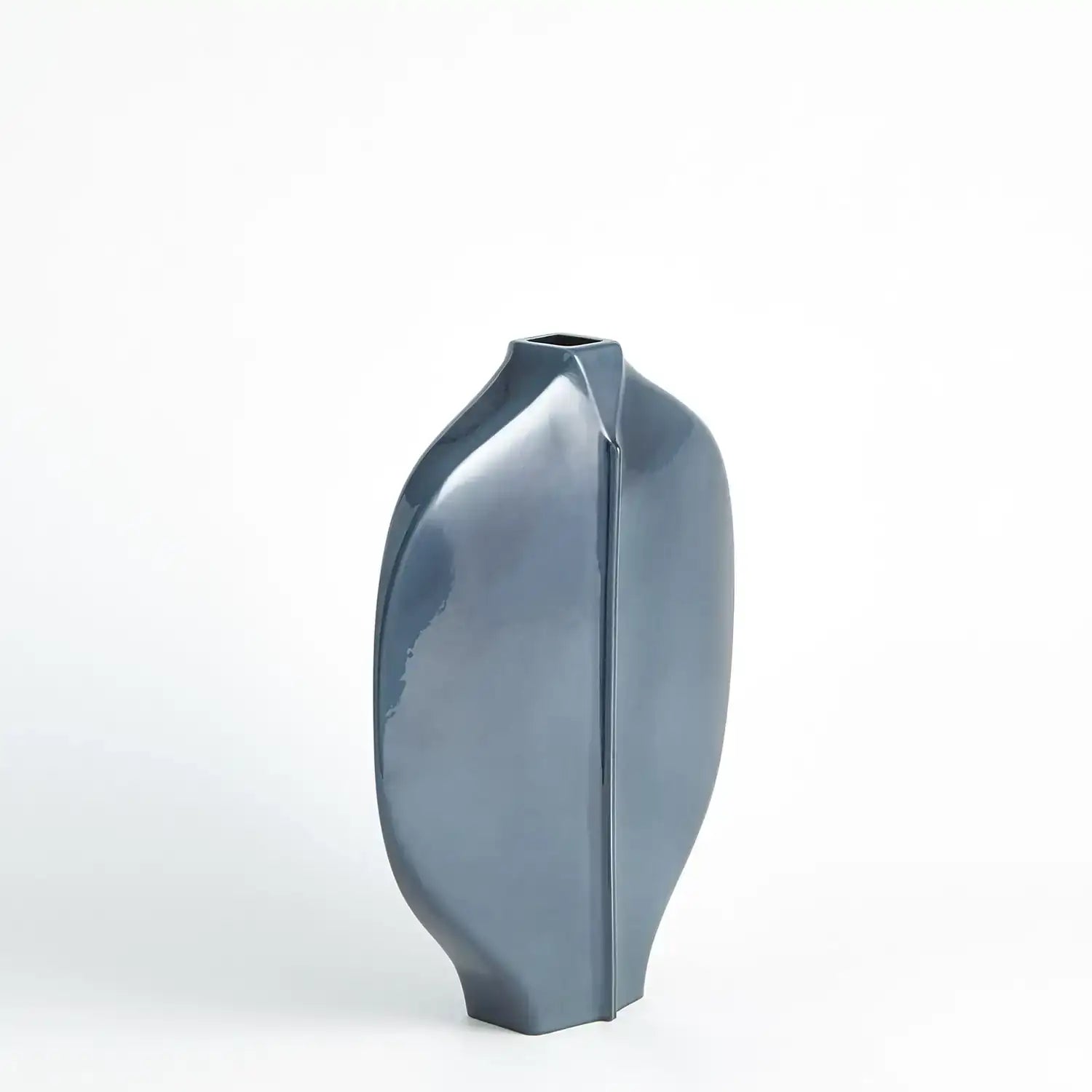 GLOBAL VIEWS CENTER RIDGE VASE - Decorative Accents