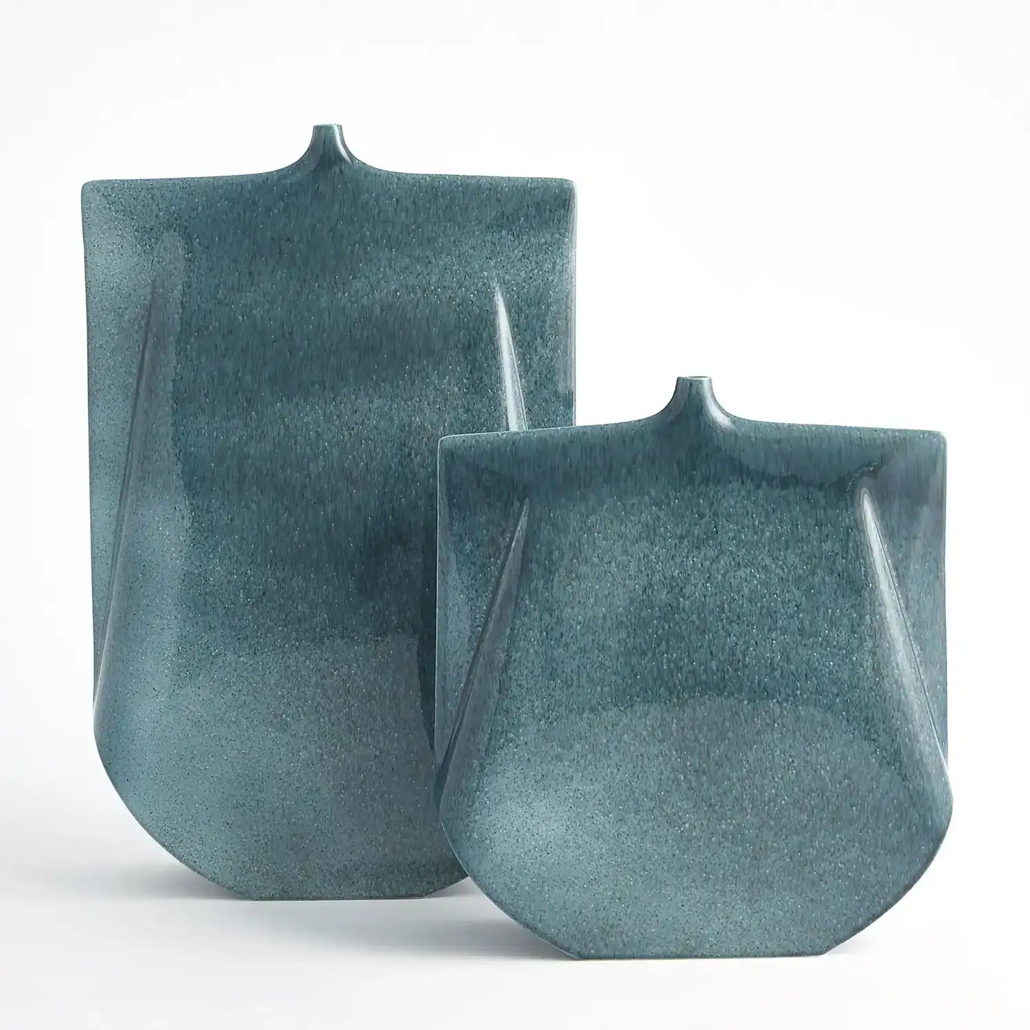 GLOBAL VIEWS KIMONO VASE - Decorative Accents