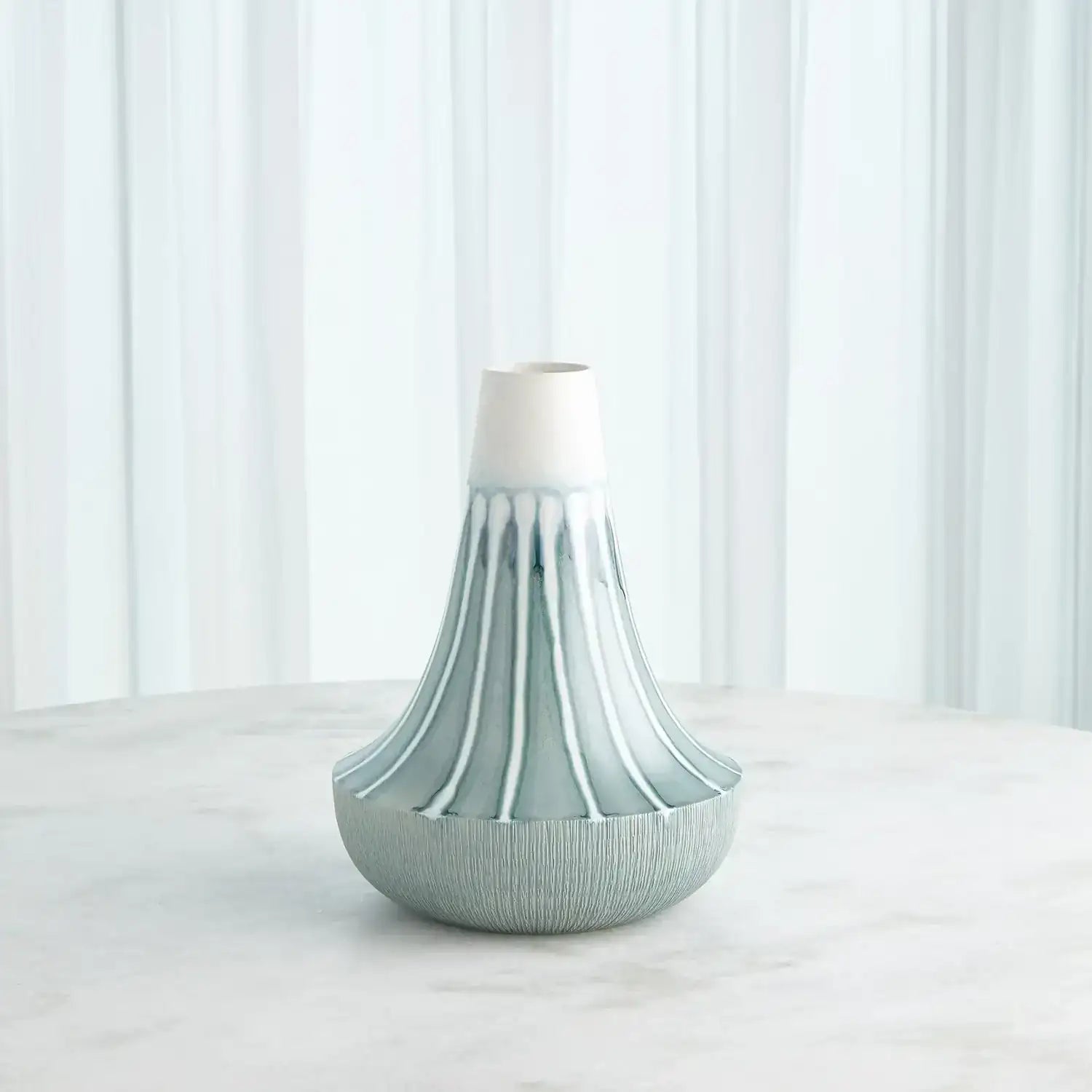GLOBAL VIEWS STRIPED FLAIR VASE - Decorative Accents