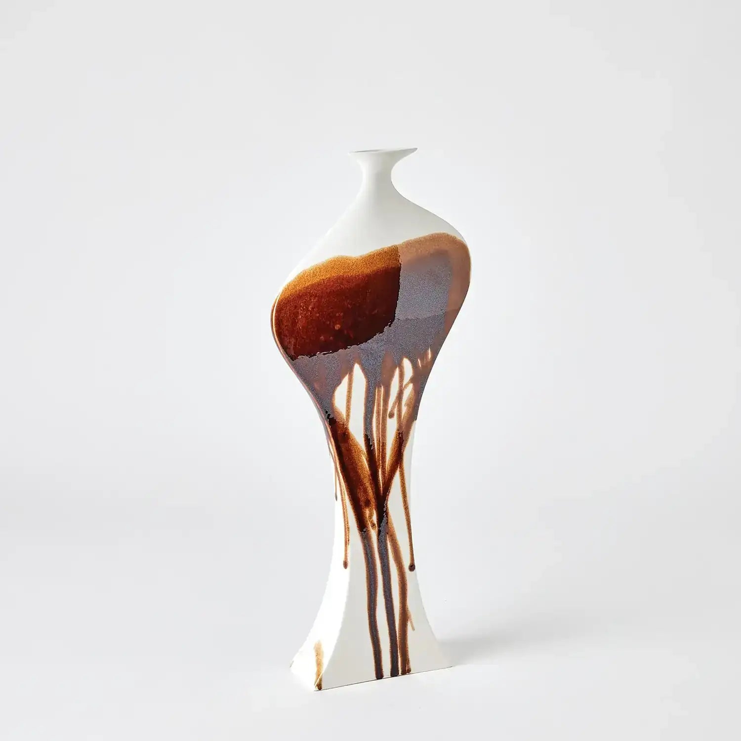 GLOBAL VIEWS CURVY BOTTLE - Decorative Accents