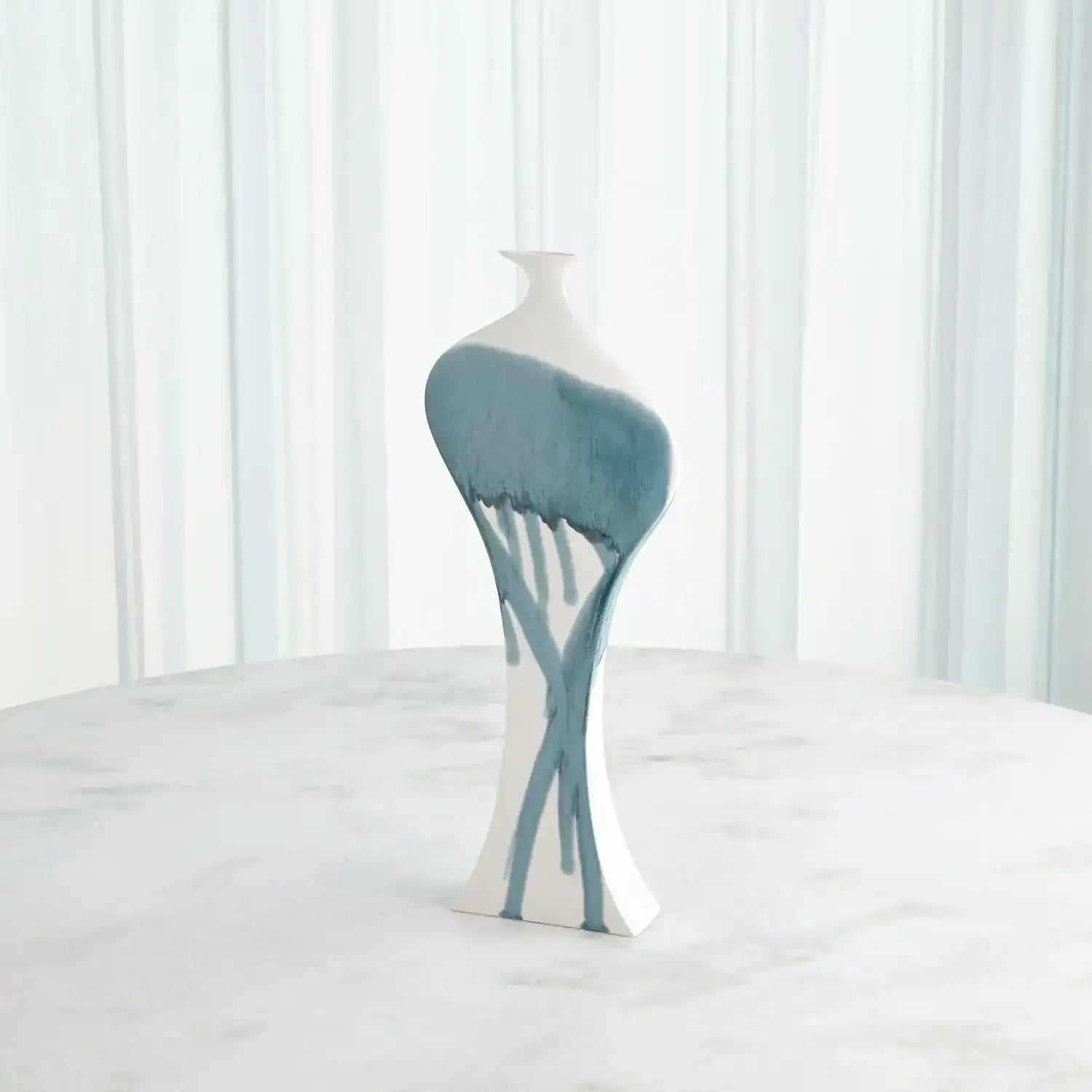 GLOBAL VIEWS CURVY BOTTLE - Decorative Accents
