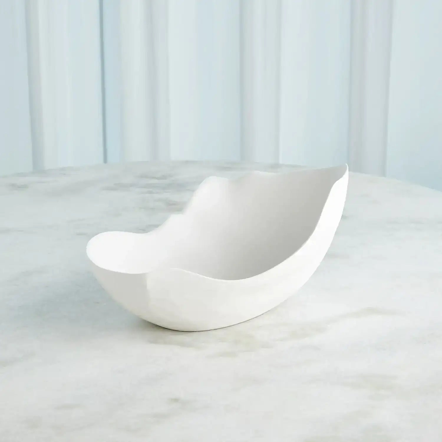 GLOBAL VIEWS HORN BOWL - Decorative Accents
