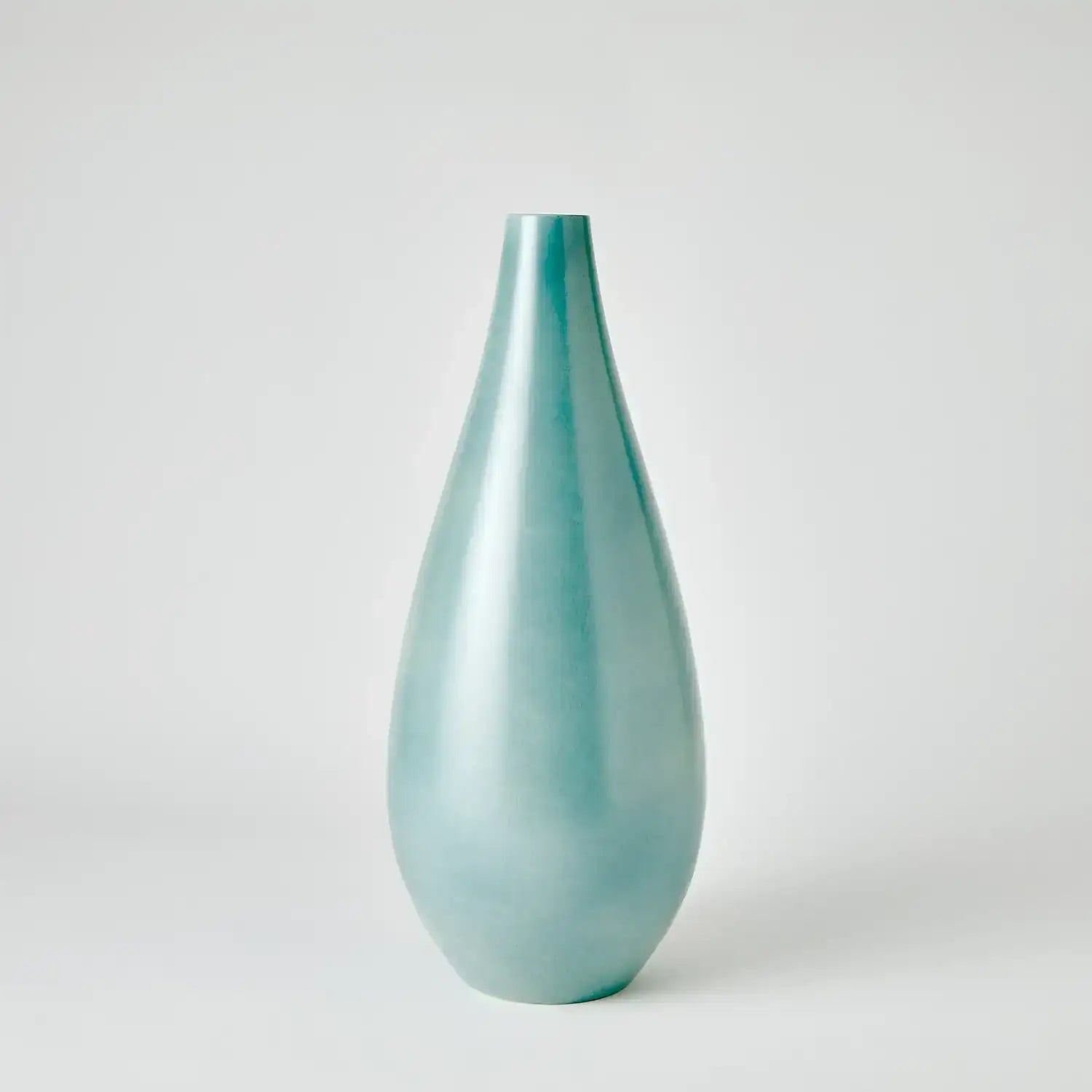 GLOBAL VIEWS FEATHERED VASE - Decorative Accents