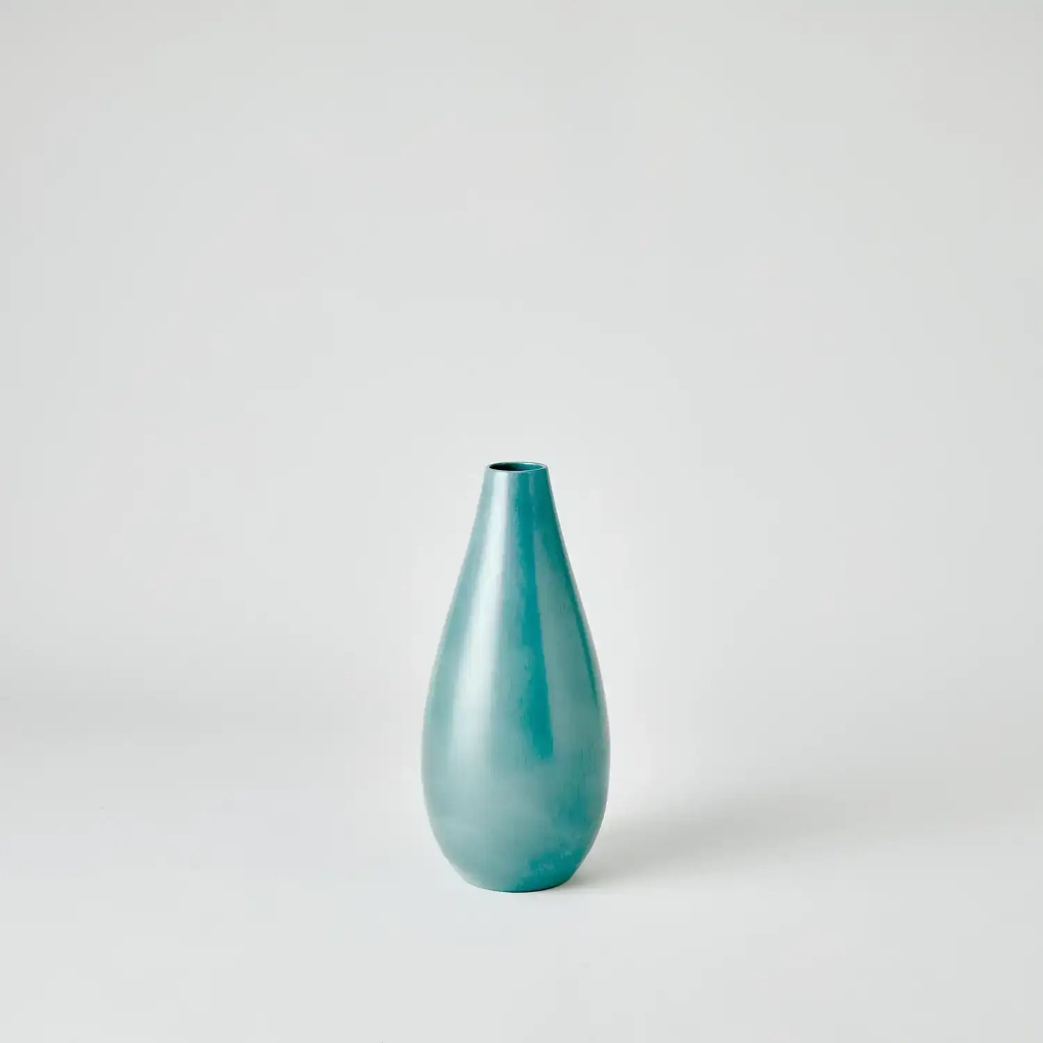 GLOBAL VIEWS FEATHERED VASE - Decorative Accents