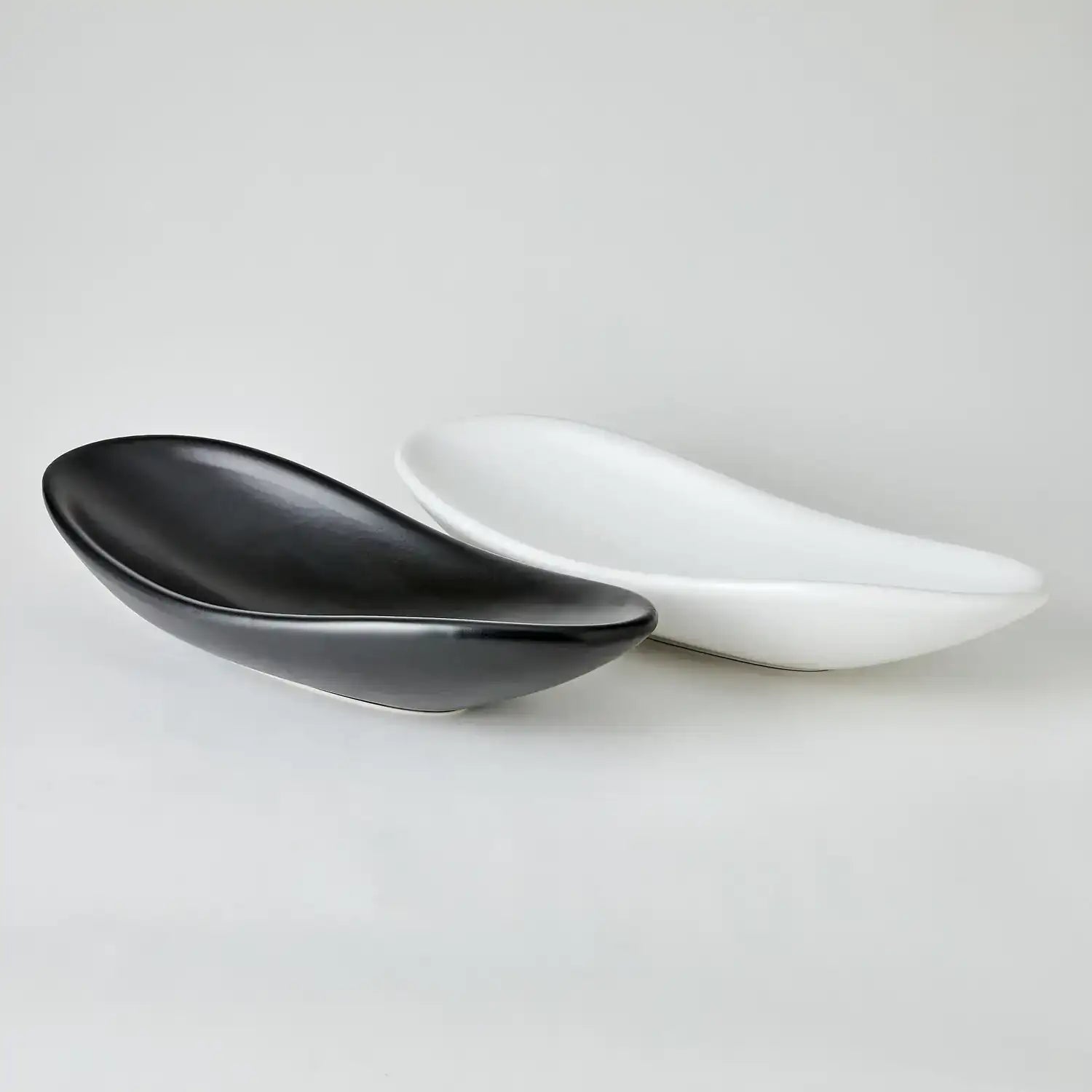 GLOBAL VIEWS OBLONG PLATTER BOWL - Decorative Accents