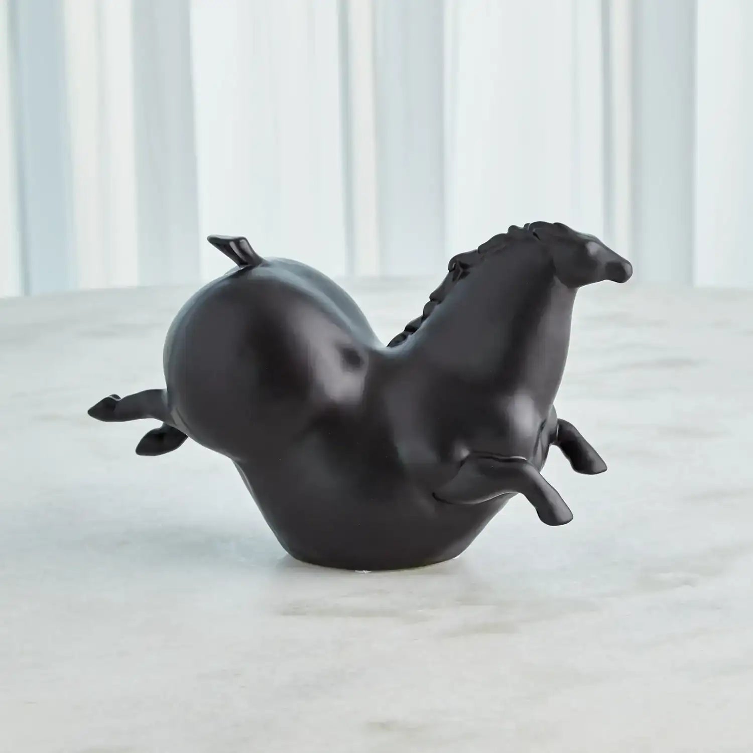 GLOBAL VIEWS FRIESIAN HORSE - Decorative Accents