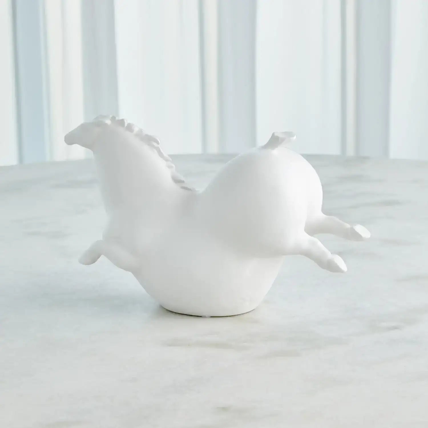 GLOBAL VIEWS FRIESIAN HORSE - Decorative Accents