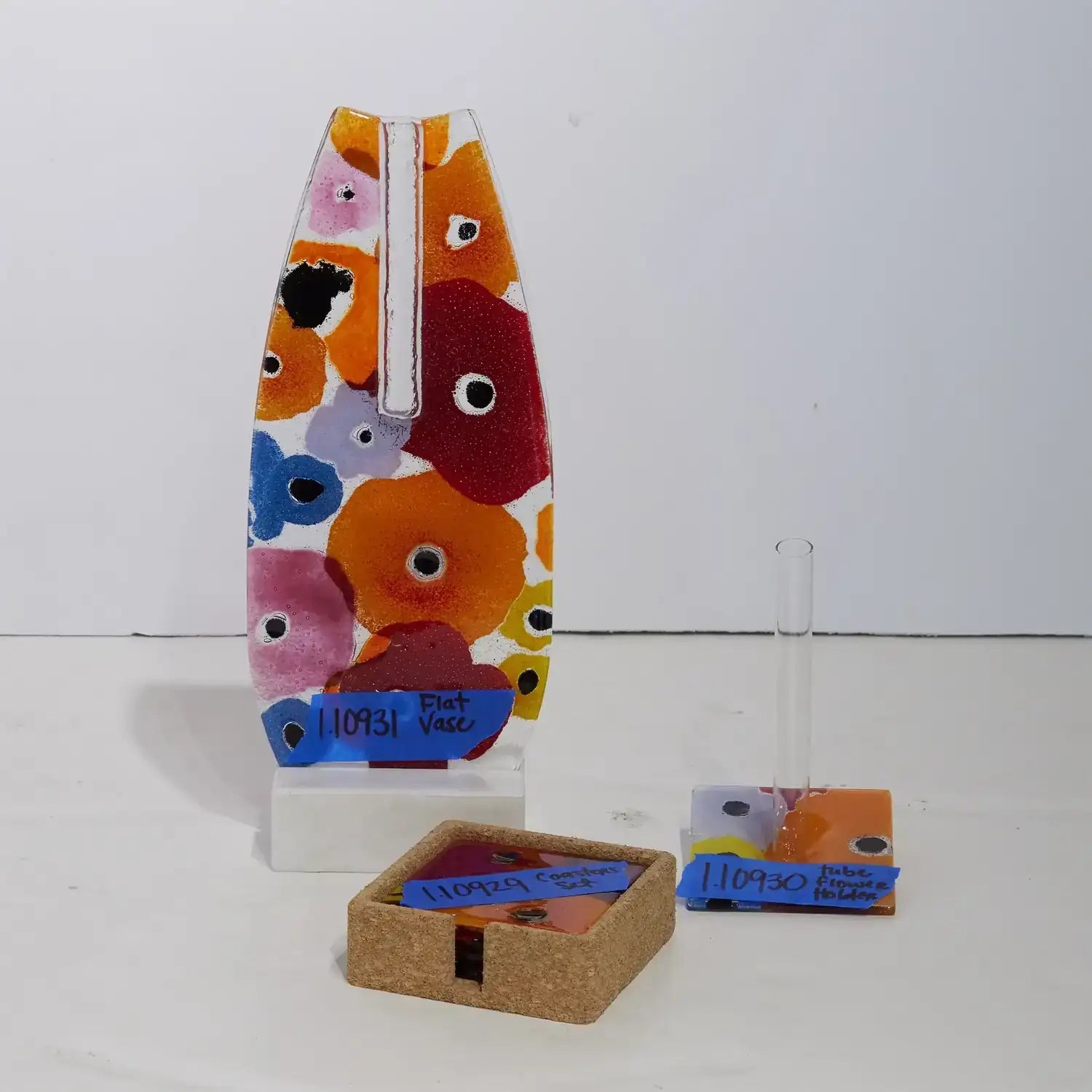 GLOBAL VIEWS FUSED FLORAL FLAT VASE - Art