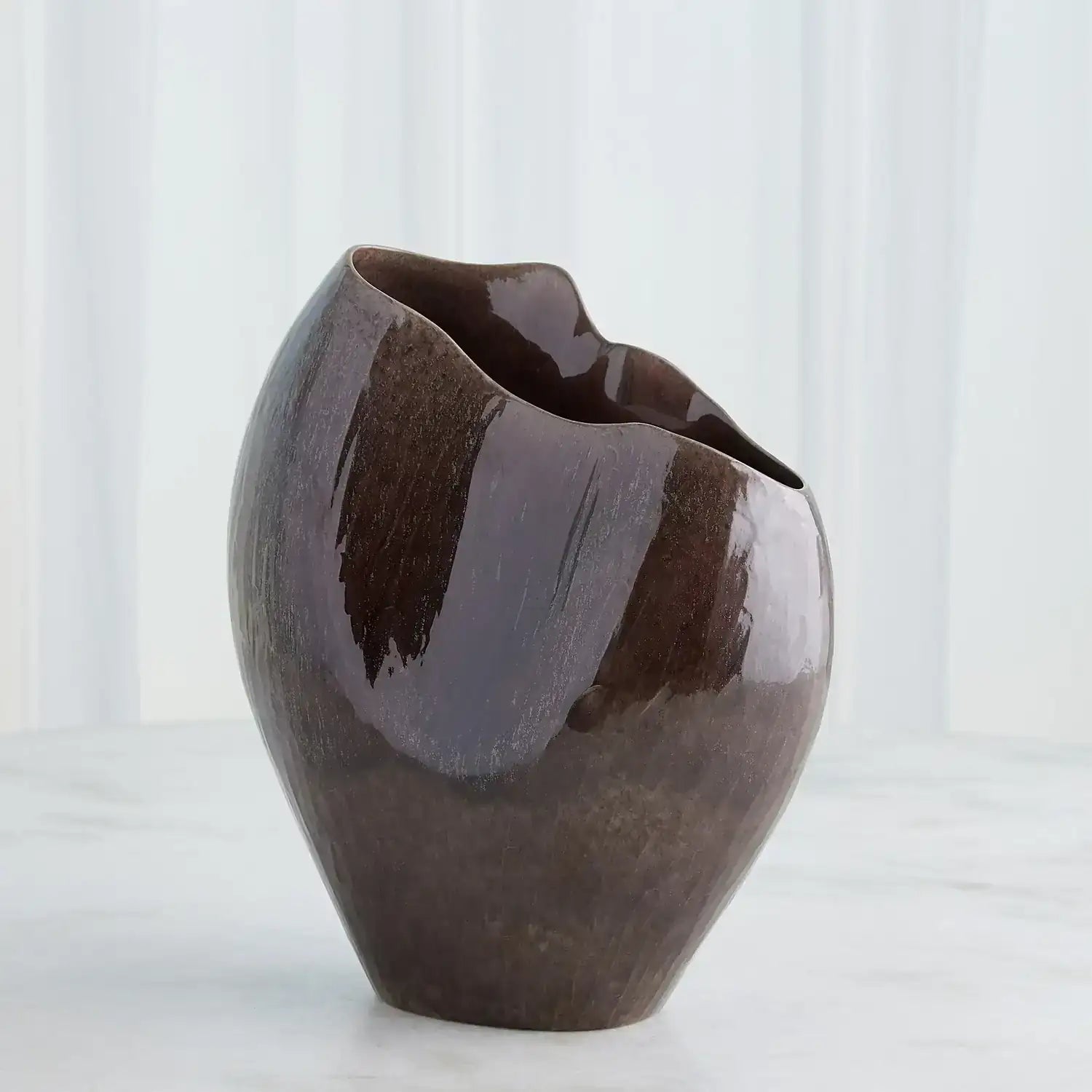 GLOBAL VIEWS HORN VASE - Decorative Accents