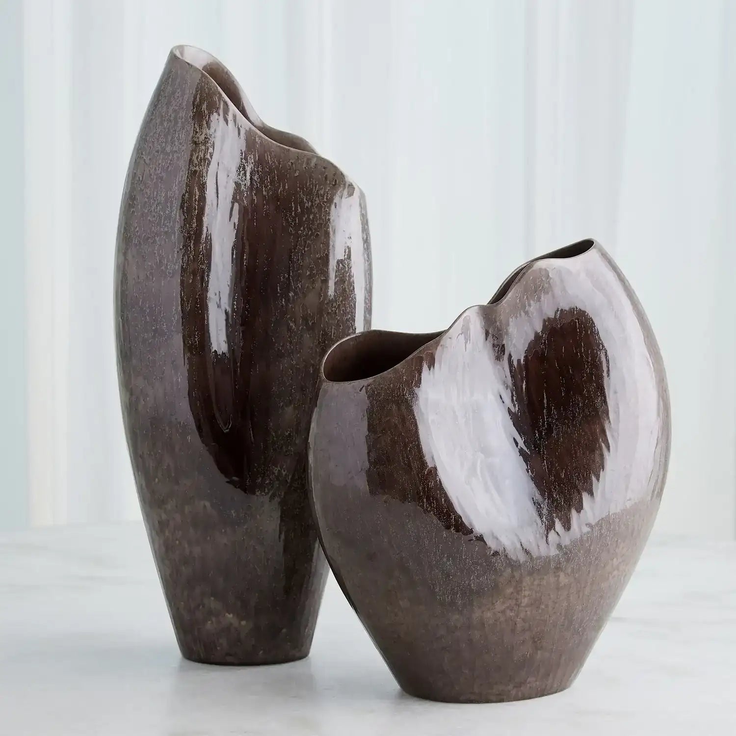 GLOBAL VIEWS HORN VASE - Decorative Accents