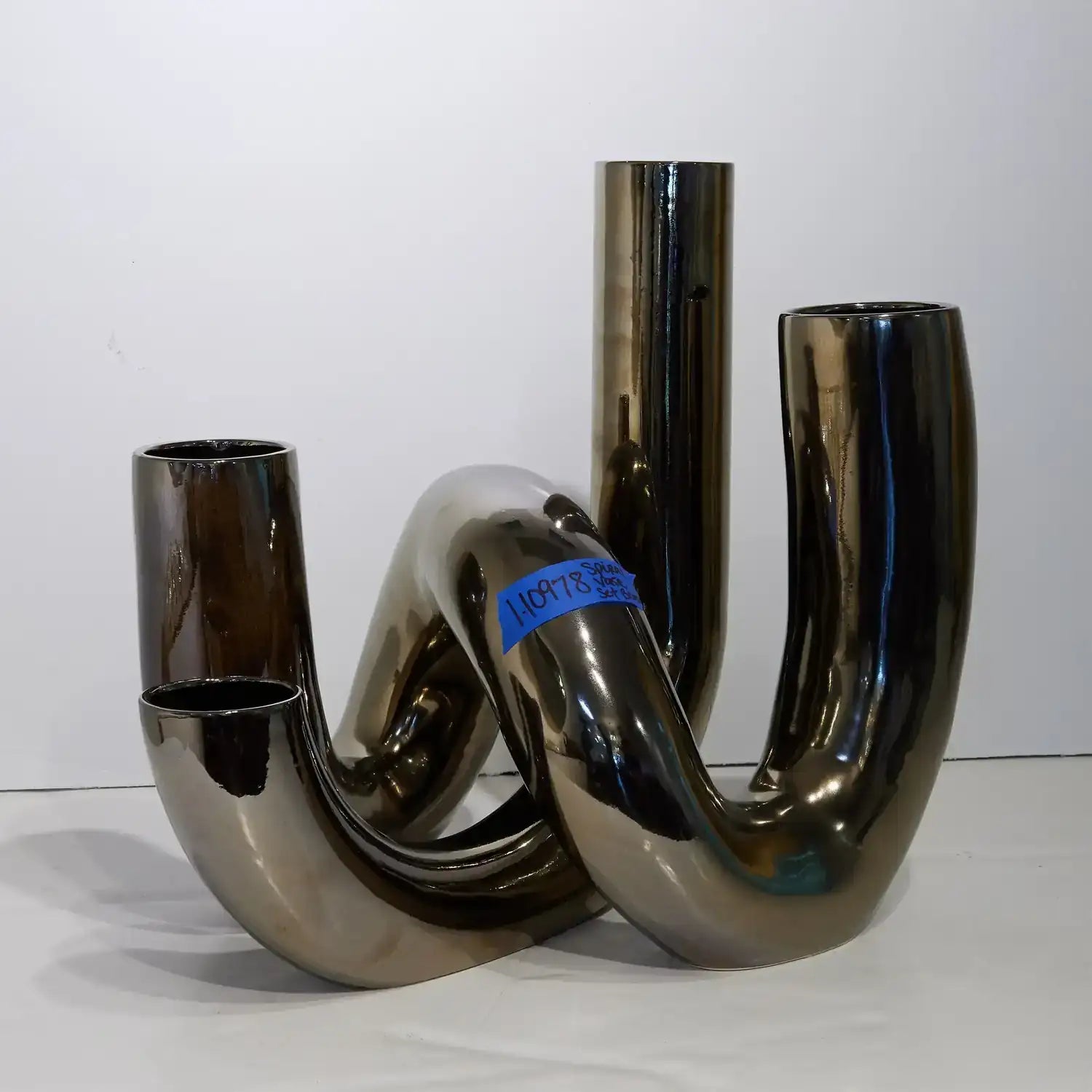 GLOBAL VIEWS CELLENTANI VASE SET - Decorative Accents