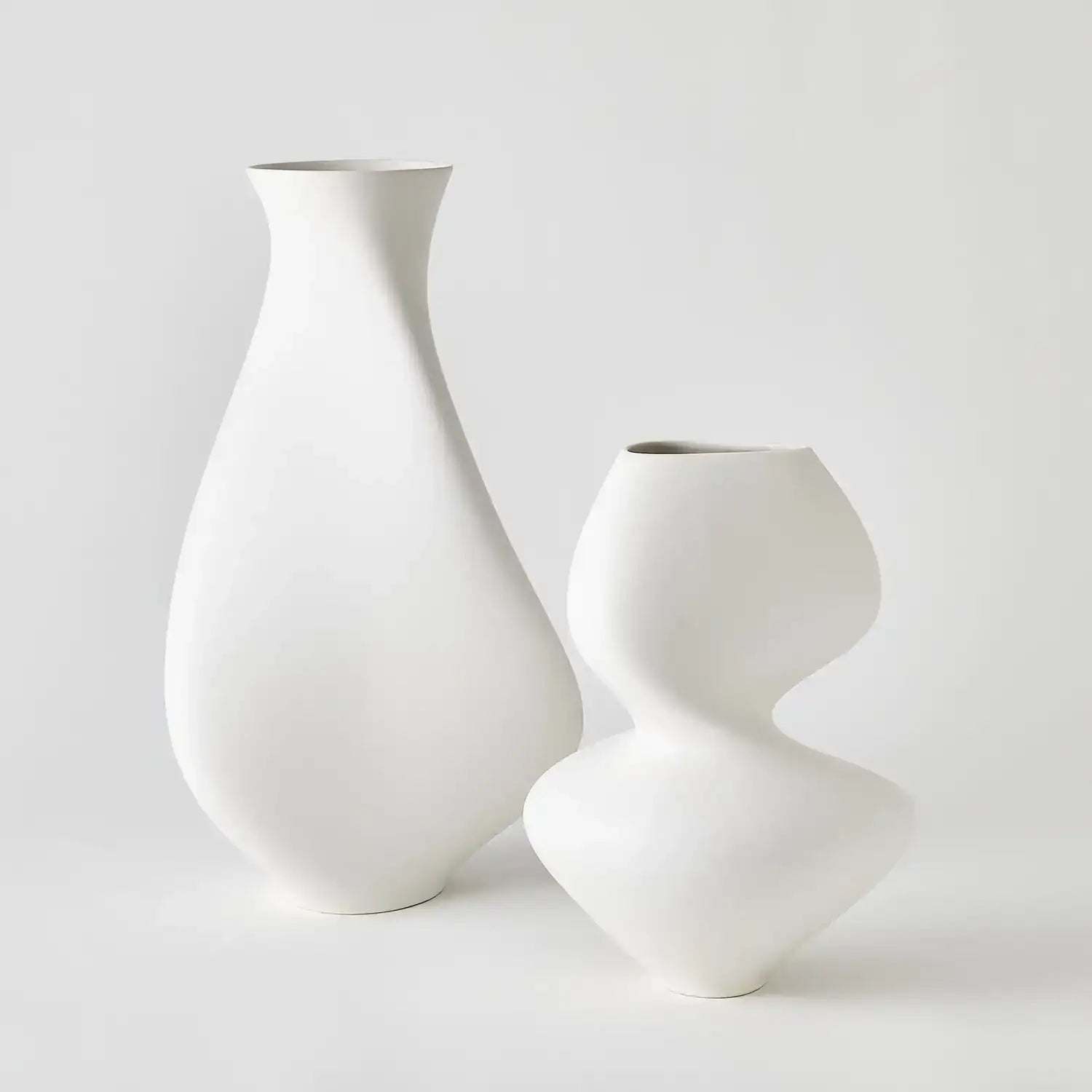 GLOBAL VIEWS HUSHED VASE - Decorative Accents