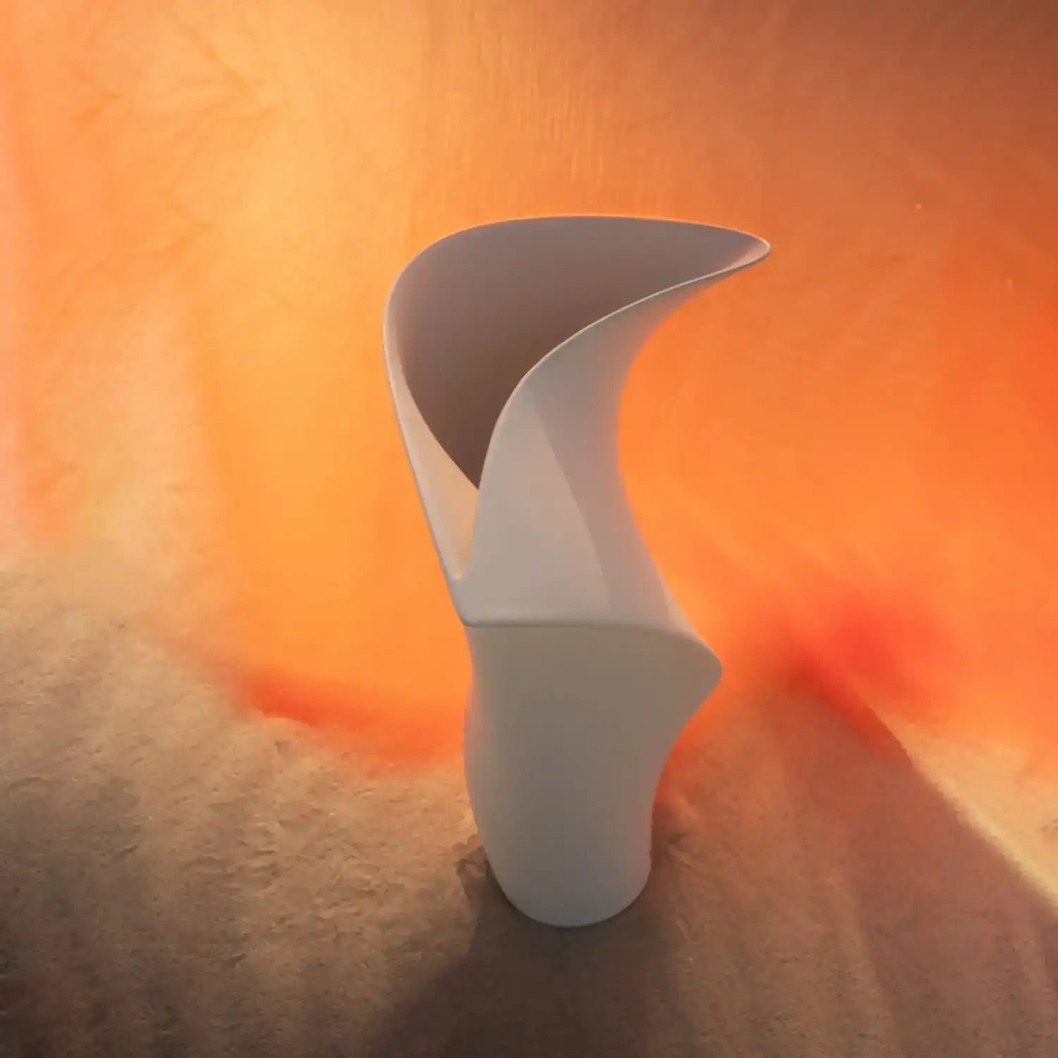 GLOBAL VIEWS EUPHONIOUS VASE - Decorative Accents