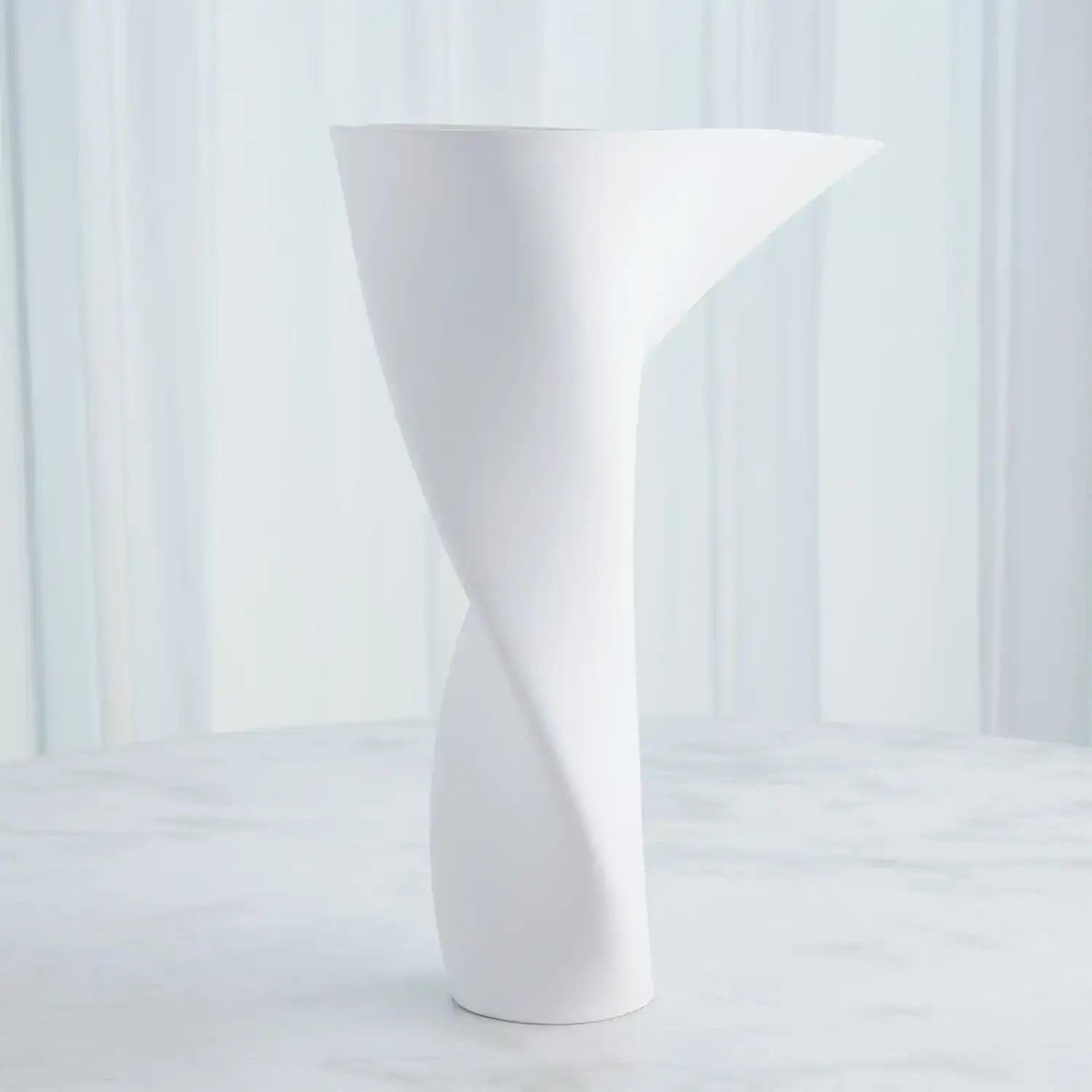 GLOBAL VIEWS EUPHONIOUS VASE - Decorative Accents
