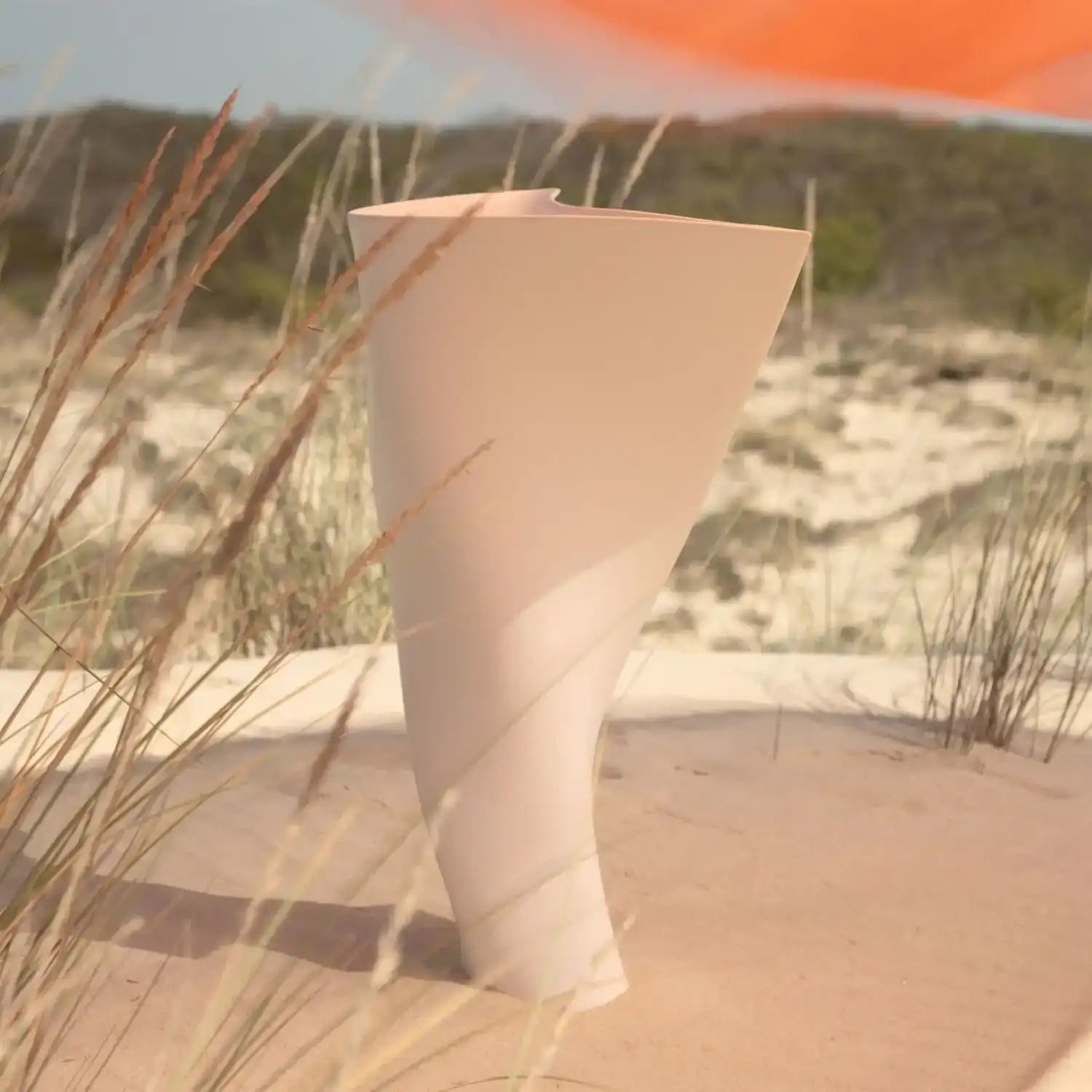 GLOBAL VIEWS EUPHONIOUS VASE - Decorative Accents