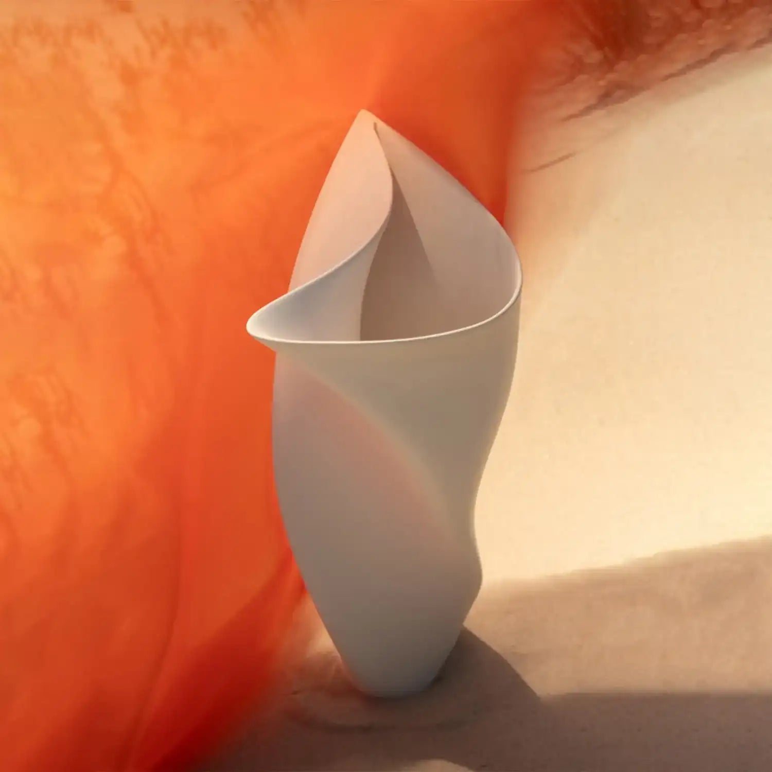 GLOBAL VIEWS EUPHONIOUS VASE - Decorative Accents