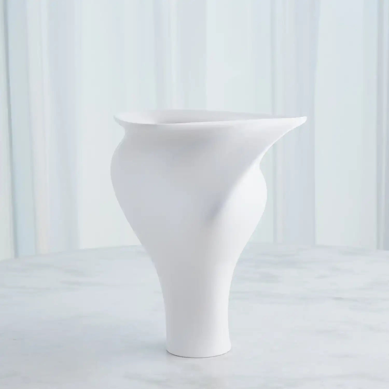 GLOBAL VIEWS TRANQUILITY VASE - Decorative Accents