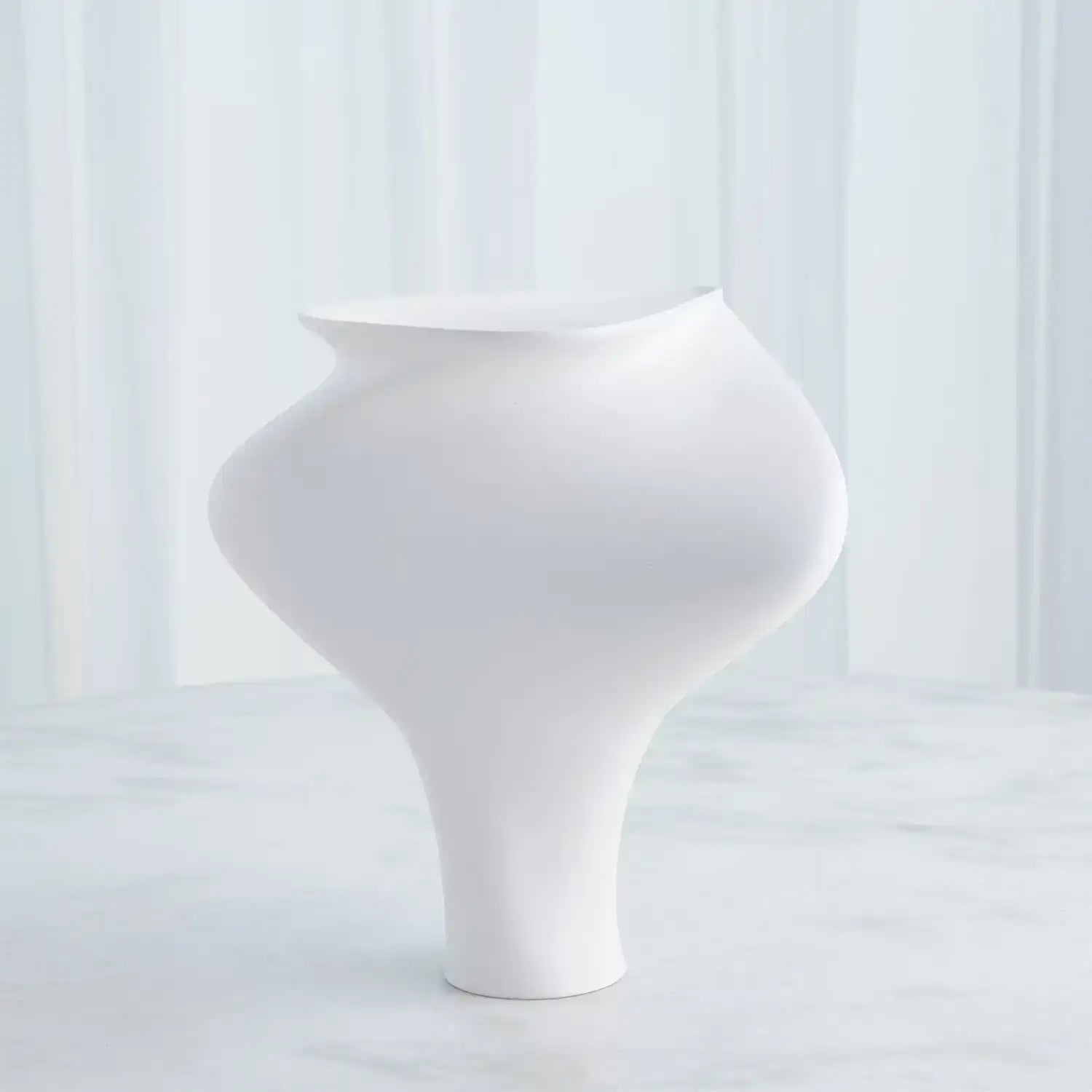 GLOBAL VIEWS TRANQUILITY VASE - Decorative Accents
