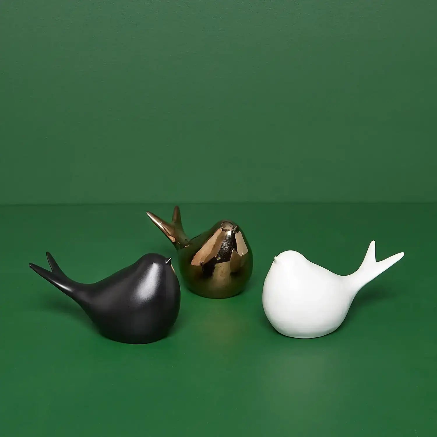 GLOBAL VIEWS SATED BIRD - Decorative Accents