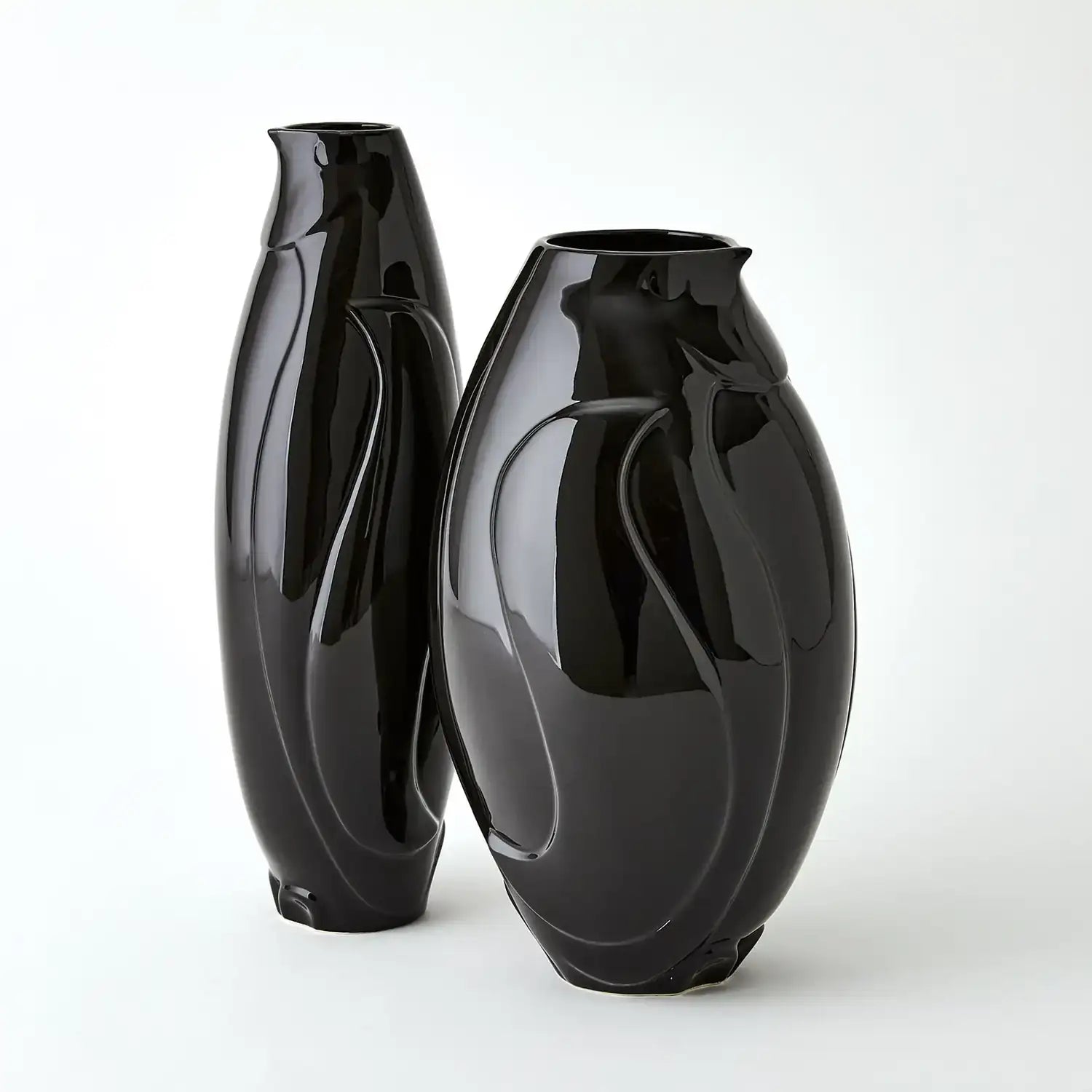 GLOBAL VIEWS PENGUIN VASE - Decorative Accents