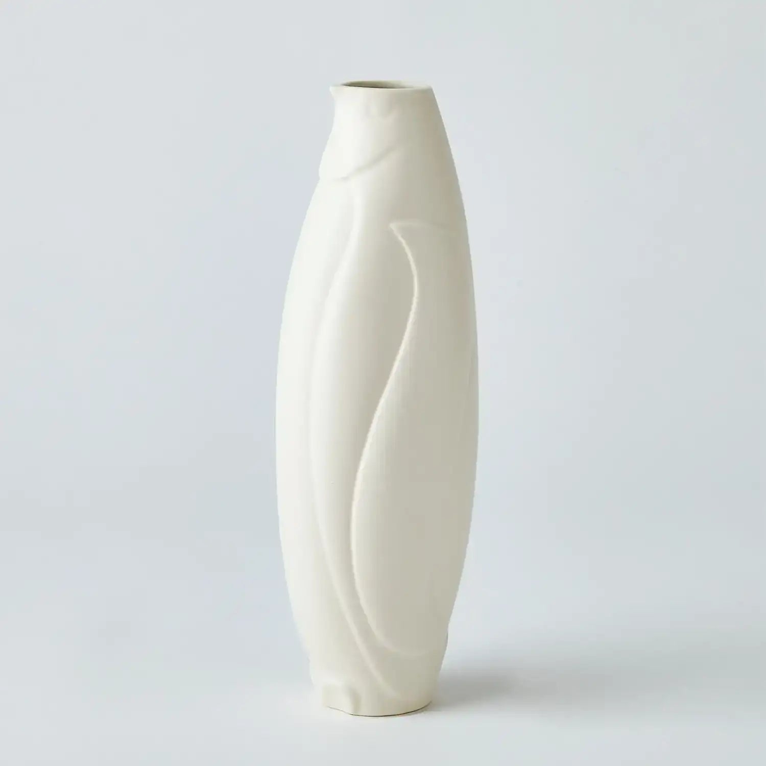 GLOBAL VIEWS PENGUIN VASE - Decorative Accents