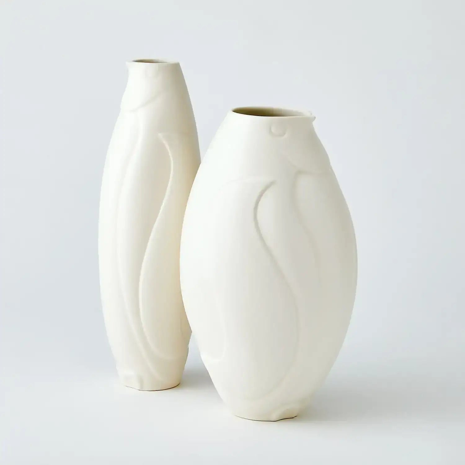 GLOBAL VIEWS PENGUIN VASE - Decorative Accents
