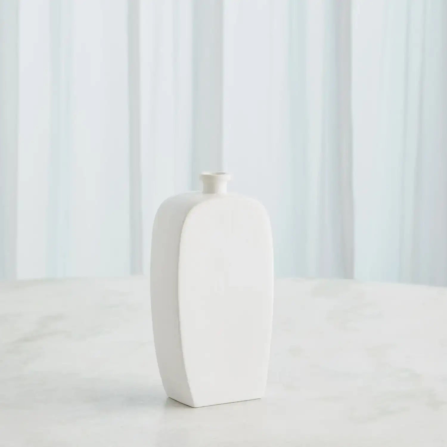 GLOBAL VIEWS BRIDWELL BOTTLE - Decorative Accents